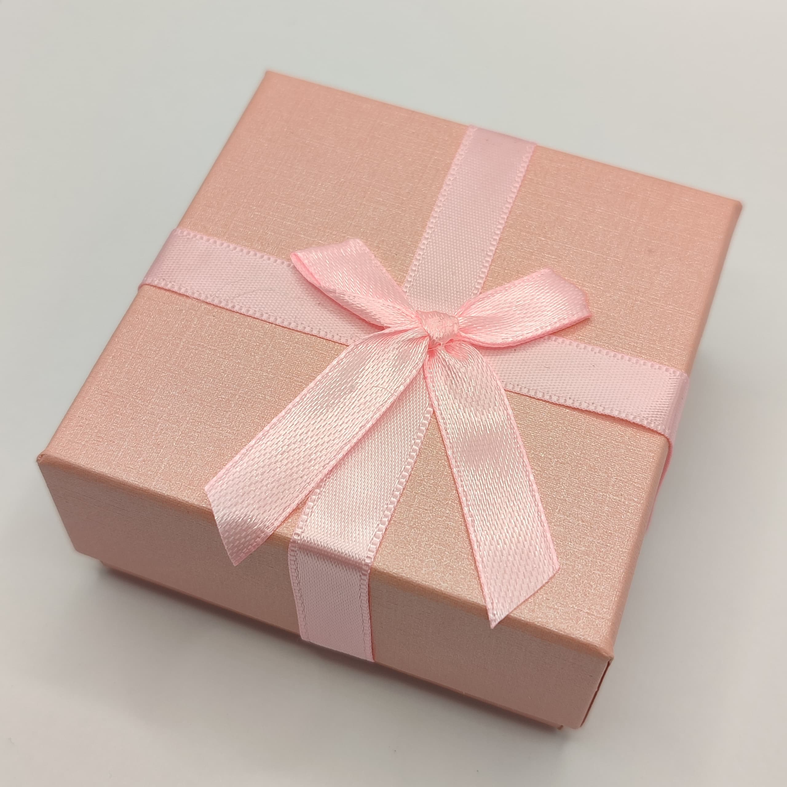 CAJA DE REGALO ROSADA 7 X 7