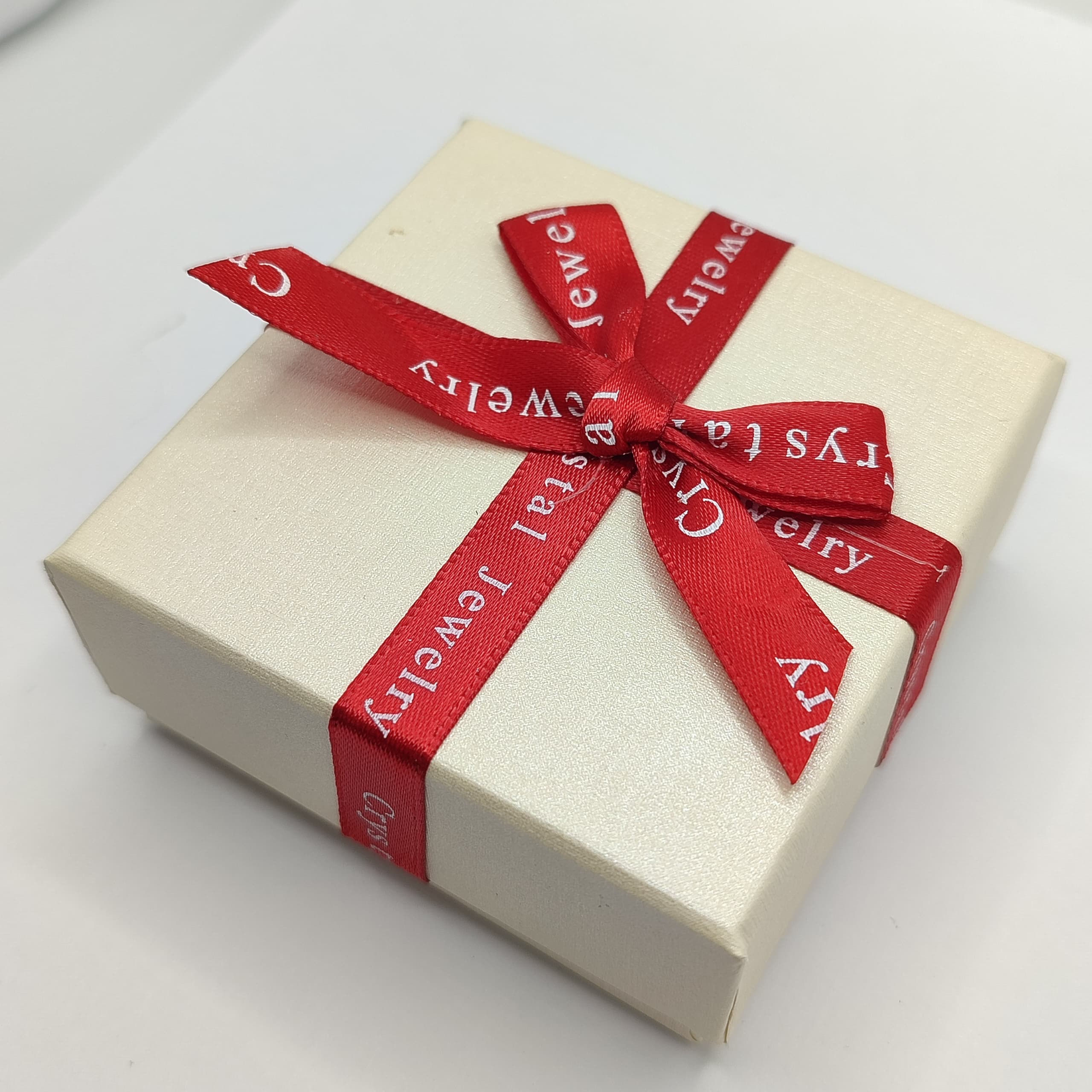 CAJA DE REGALO BEIGE 7 X 7