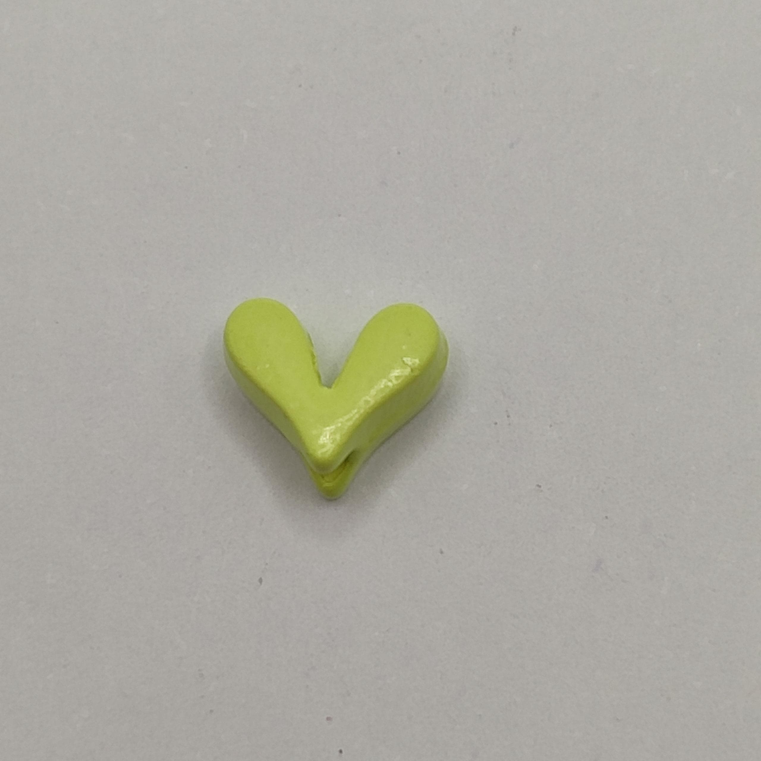ESMALTADO CORAZON VERDE CLARO