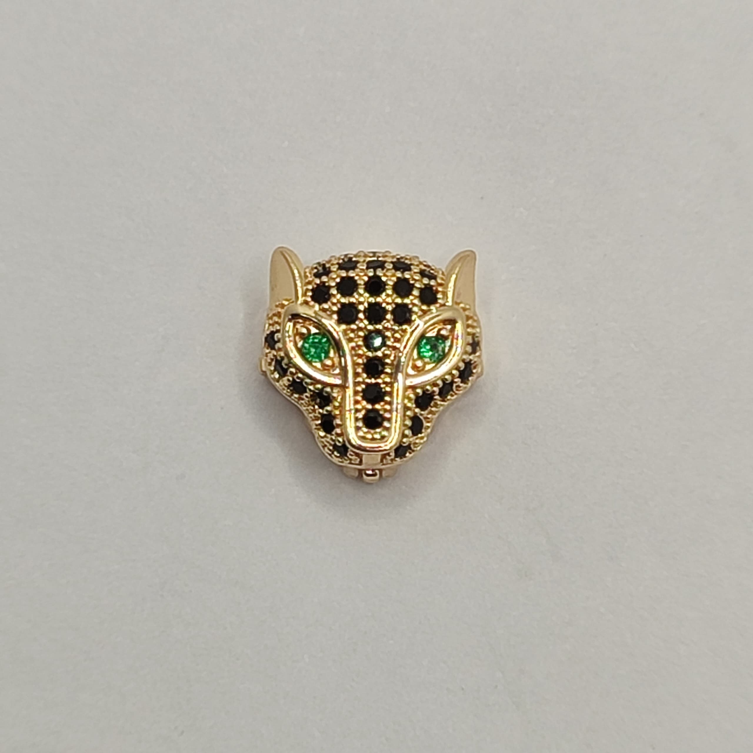 PASADOR LEOPARDO DORADO CON CIRCONES NEGROS