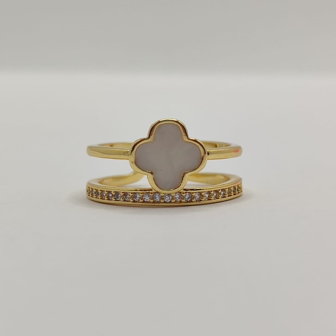 ANILLOS AJUSTABLE TREBOL BLAN