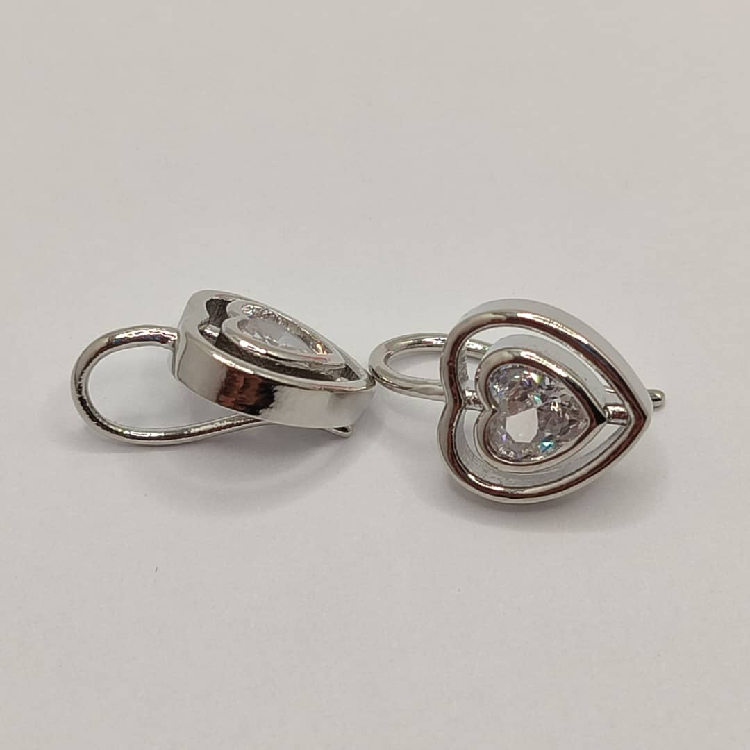 ZARCILLO PLATEADO CORAZON CON CIRCON