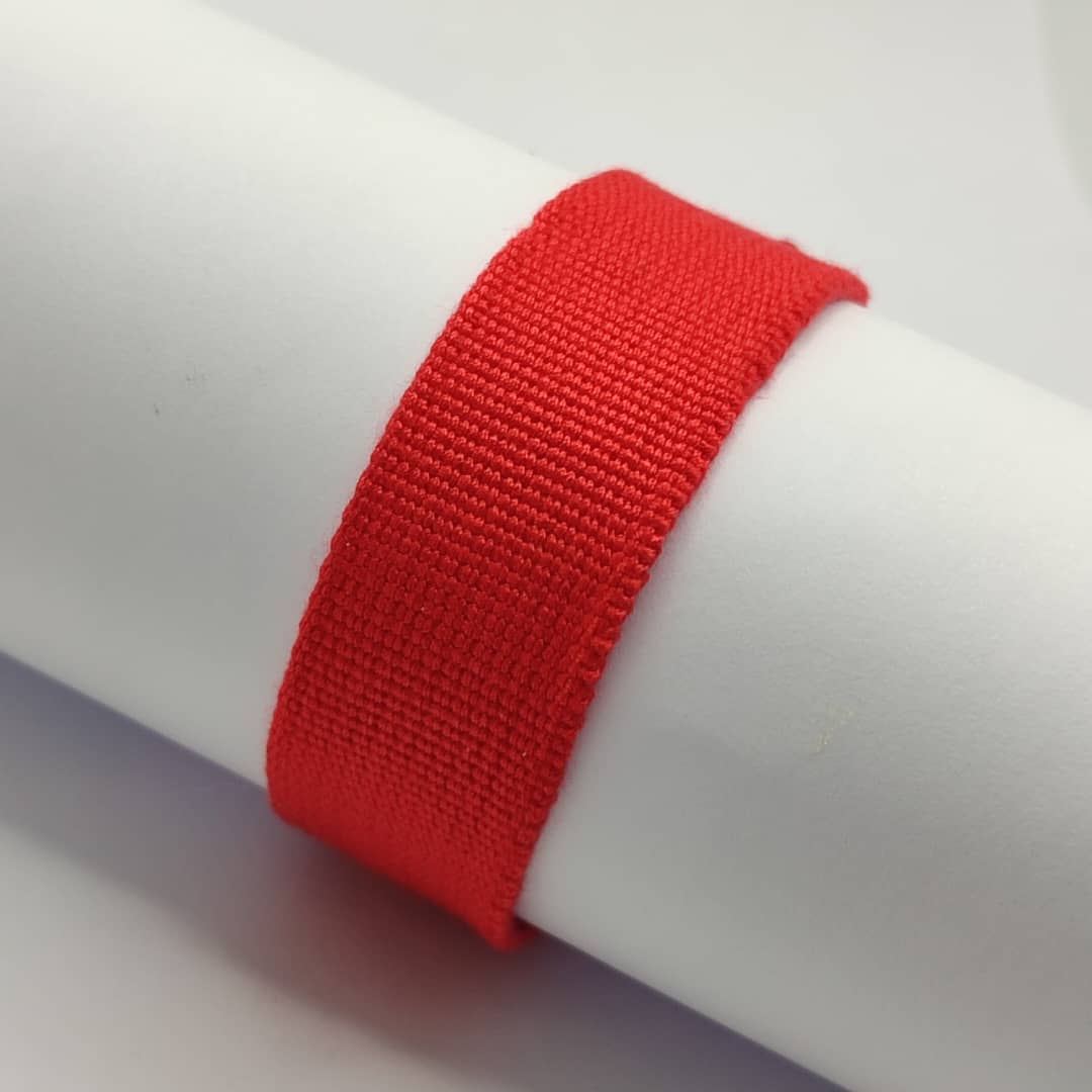 PULSERA DE BORLA ROJA