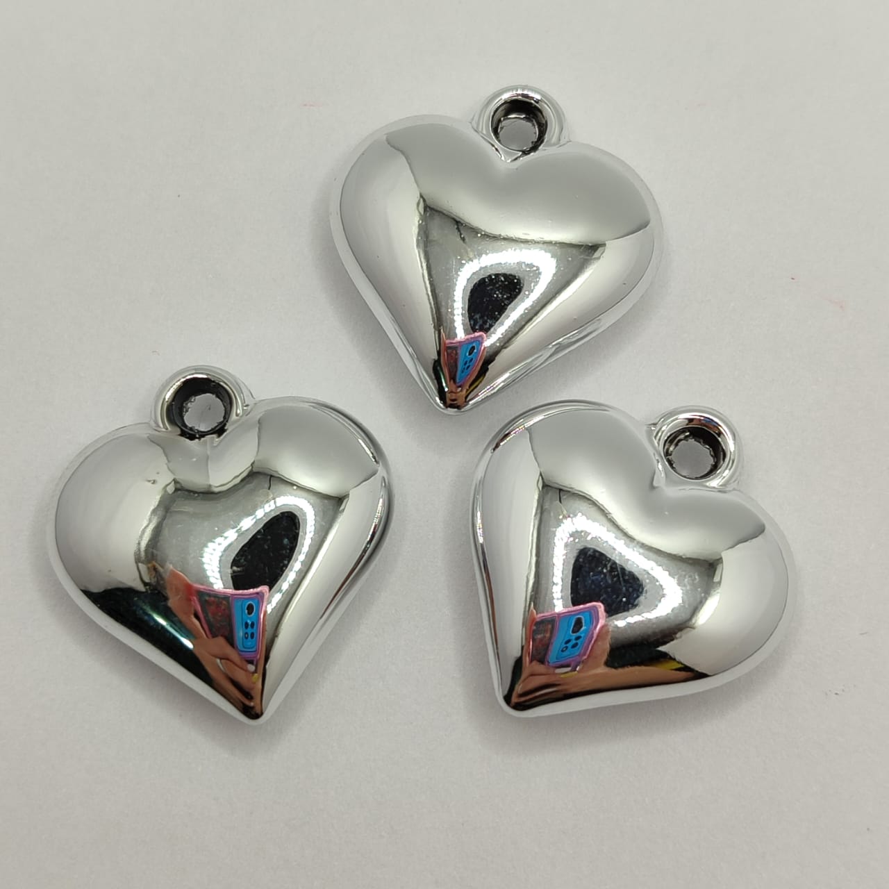 PAQUETE CORAZON PLATEADO 23X22 (3UND POR PAQUETICO)