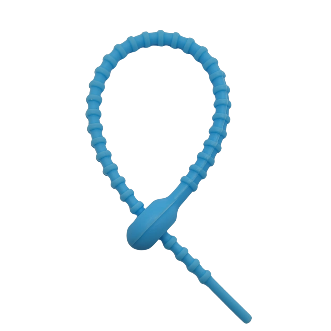 PULSERA DE SILICON AZUL CLARO CON EL PASADOR OVALADO