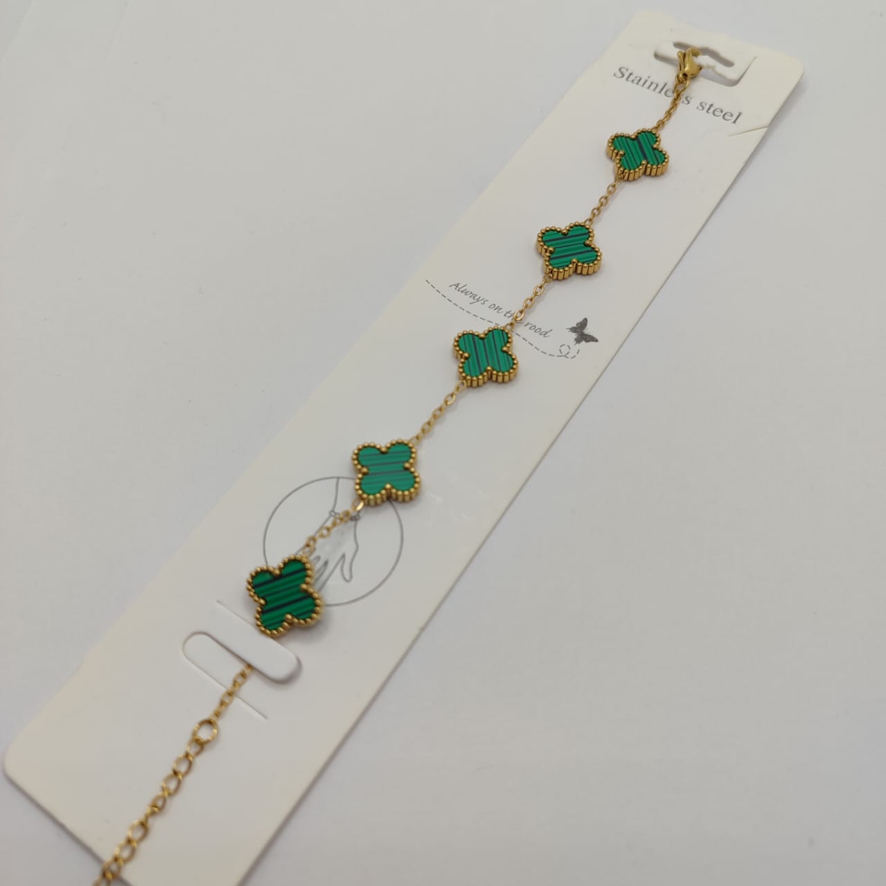 PULSERA DE TREBOL VERDE CON RAYA