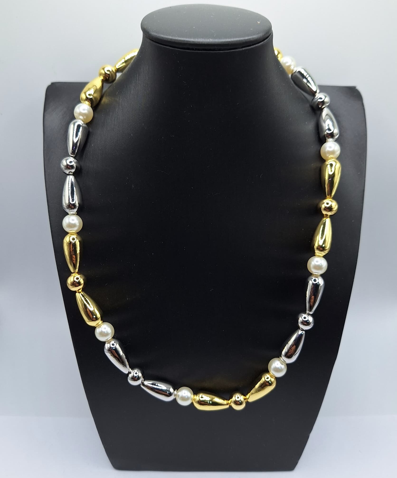 COLLAR FORMA DE LAGRIMA CON PERLA 8MM MIXTO
