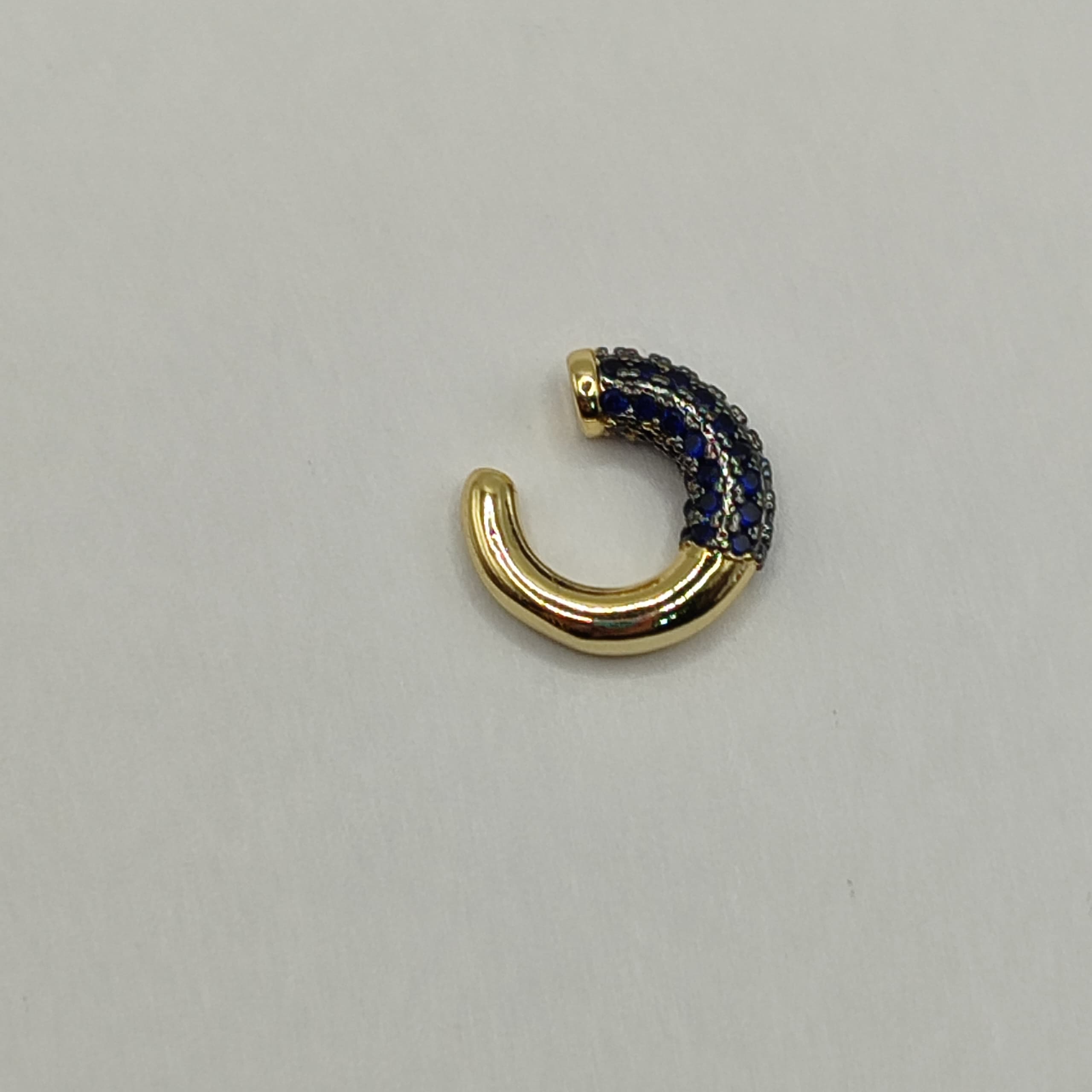 EAR CUFF CON CIRCONES AZULES
