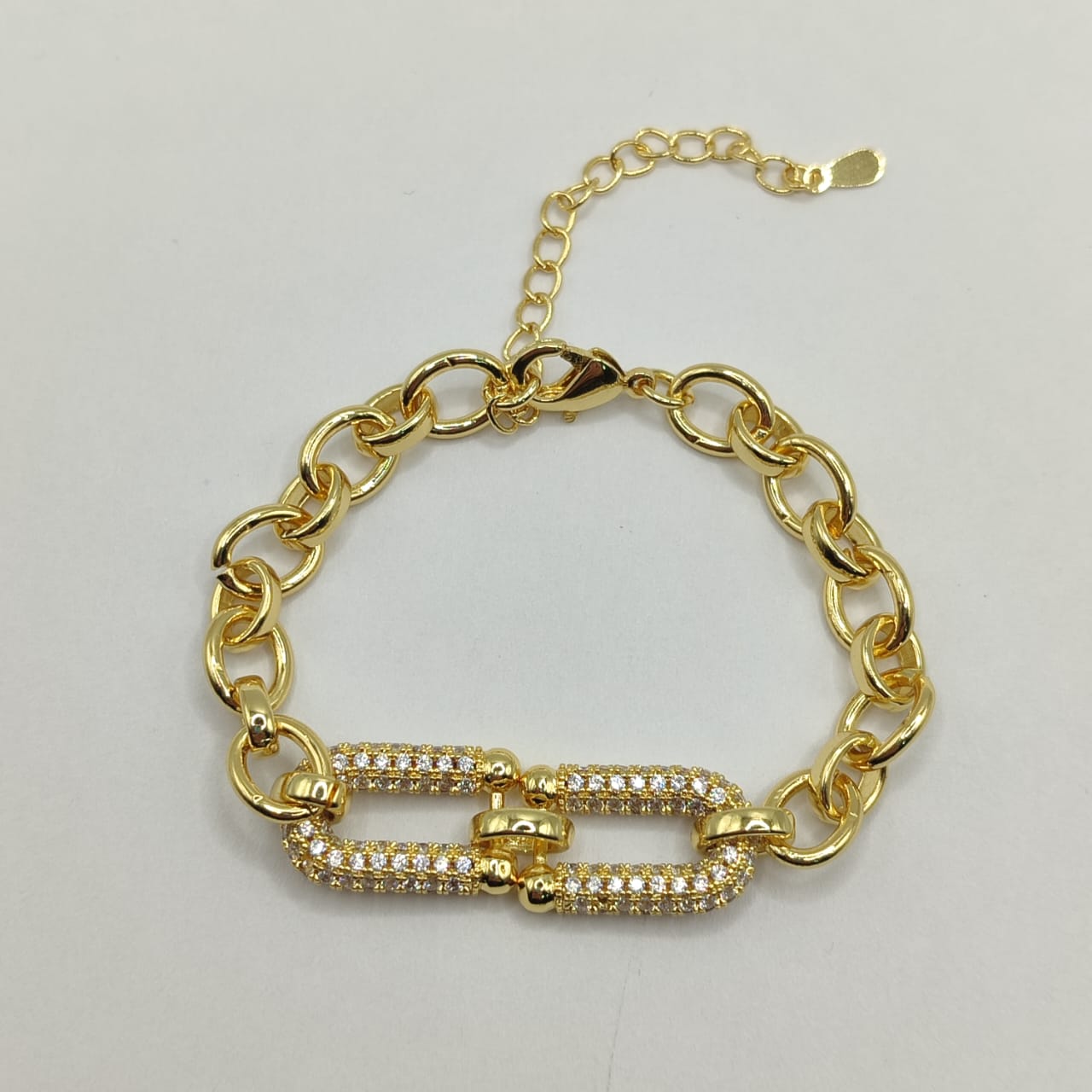 PULSERA DORADO ESLABON ENTRELAZADO CIRCON