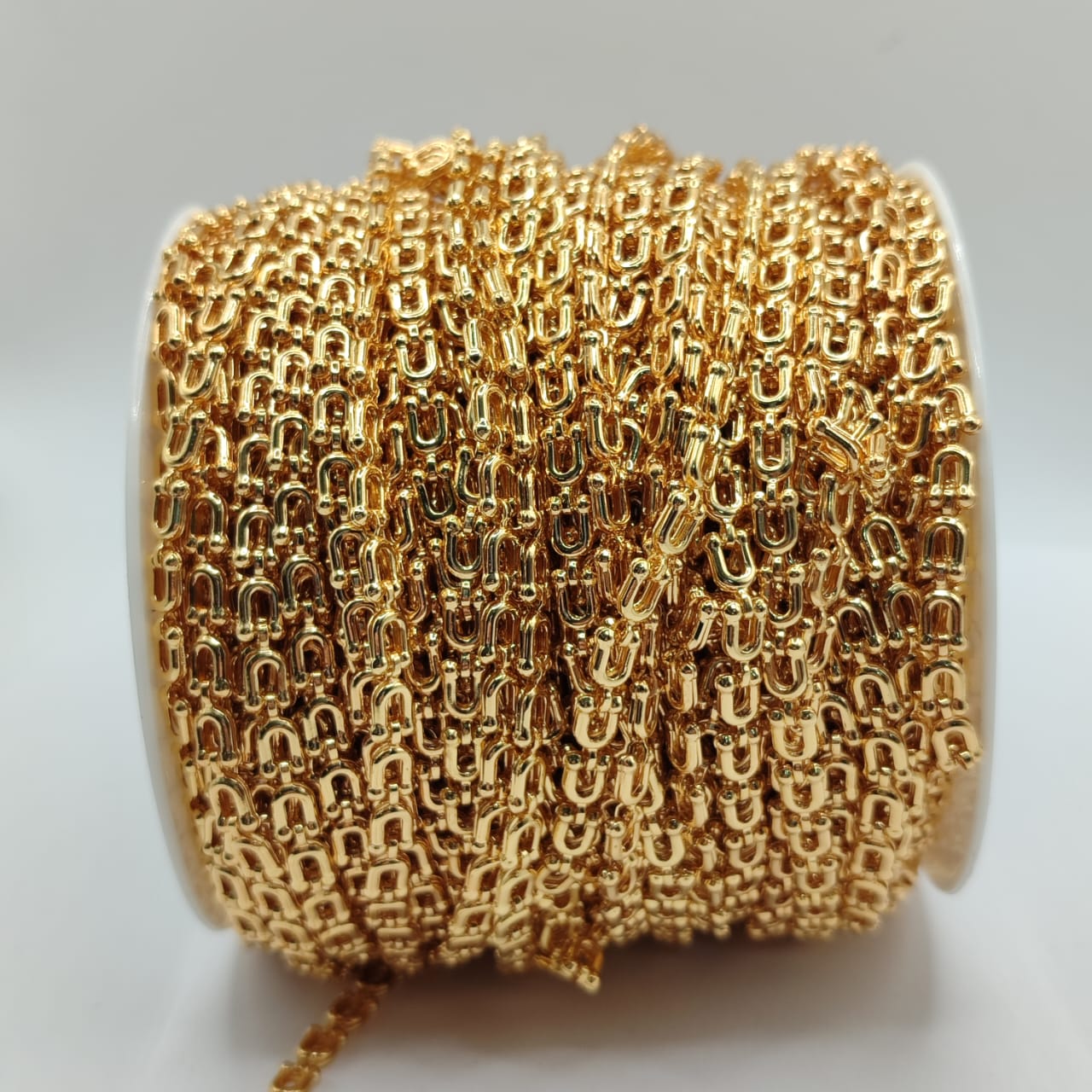 CADENA DE ORO CHINO ESLABO HERRADURA GOLD