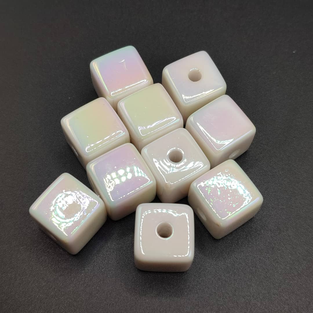 ACRILICO CUBO BLANCO