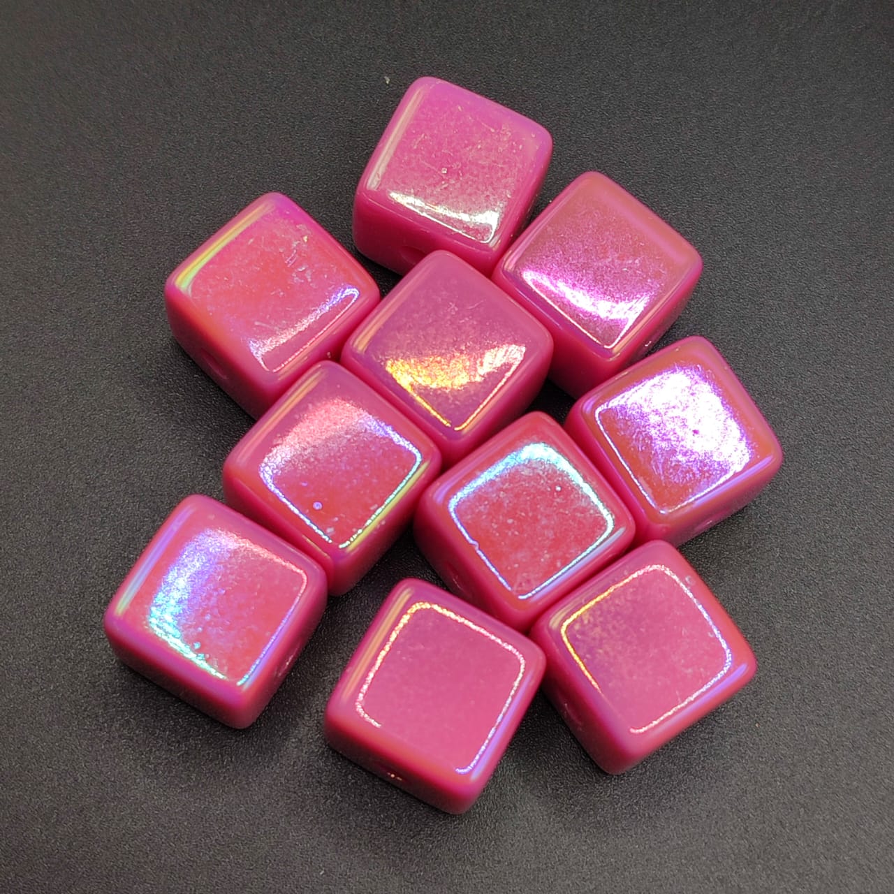 ACRILICO CUBO FUCSIA