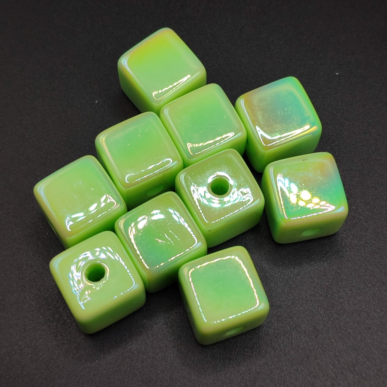 ACRILICO CUBO VERDE