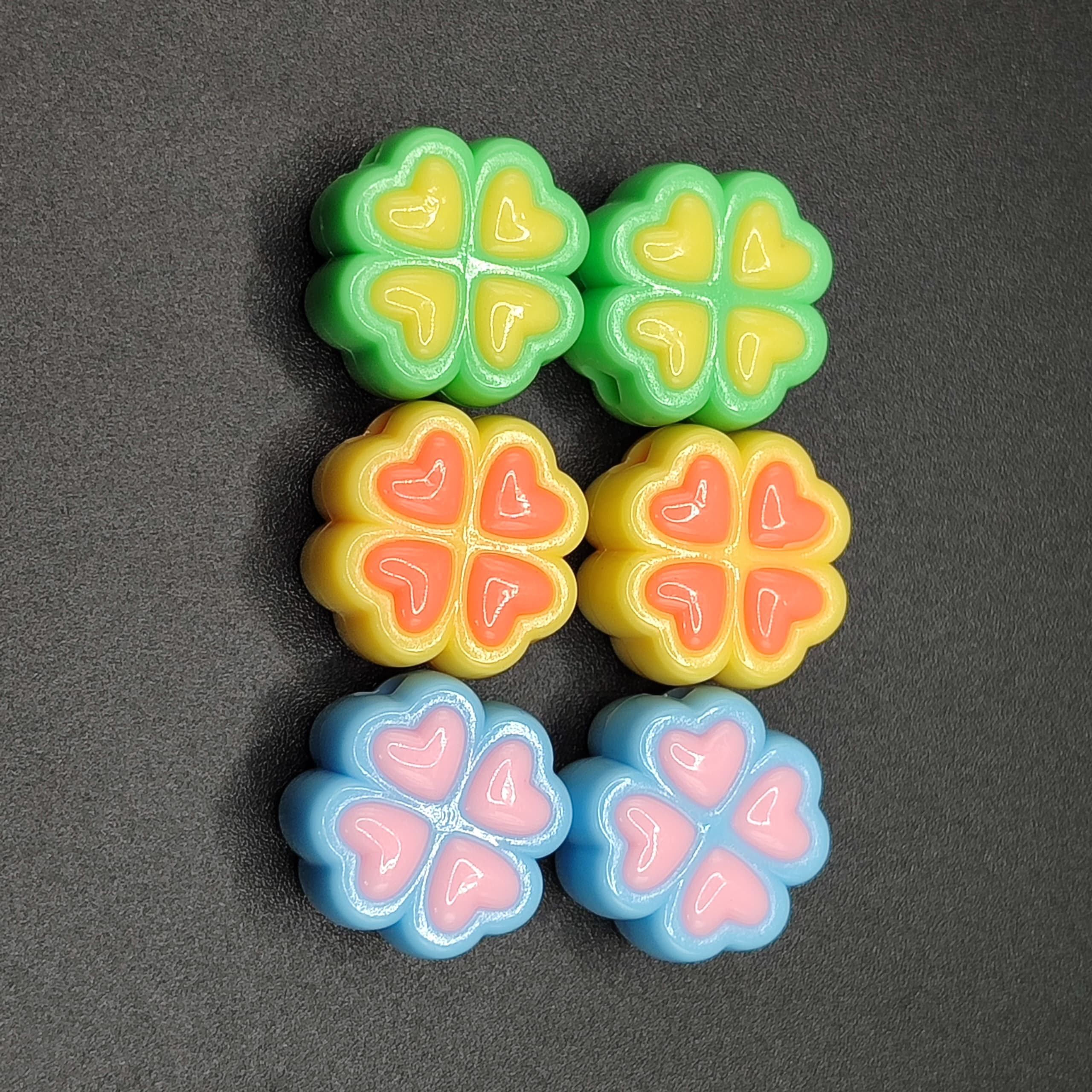 BOLSA 6 UND TREBOL DE COLORES