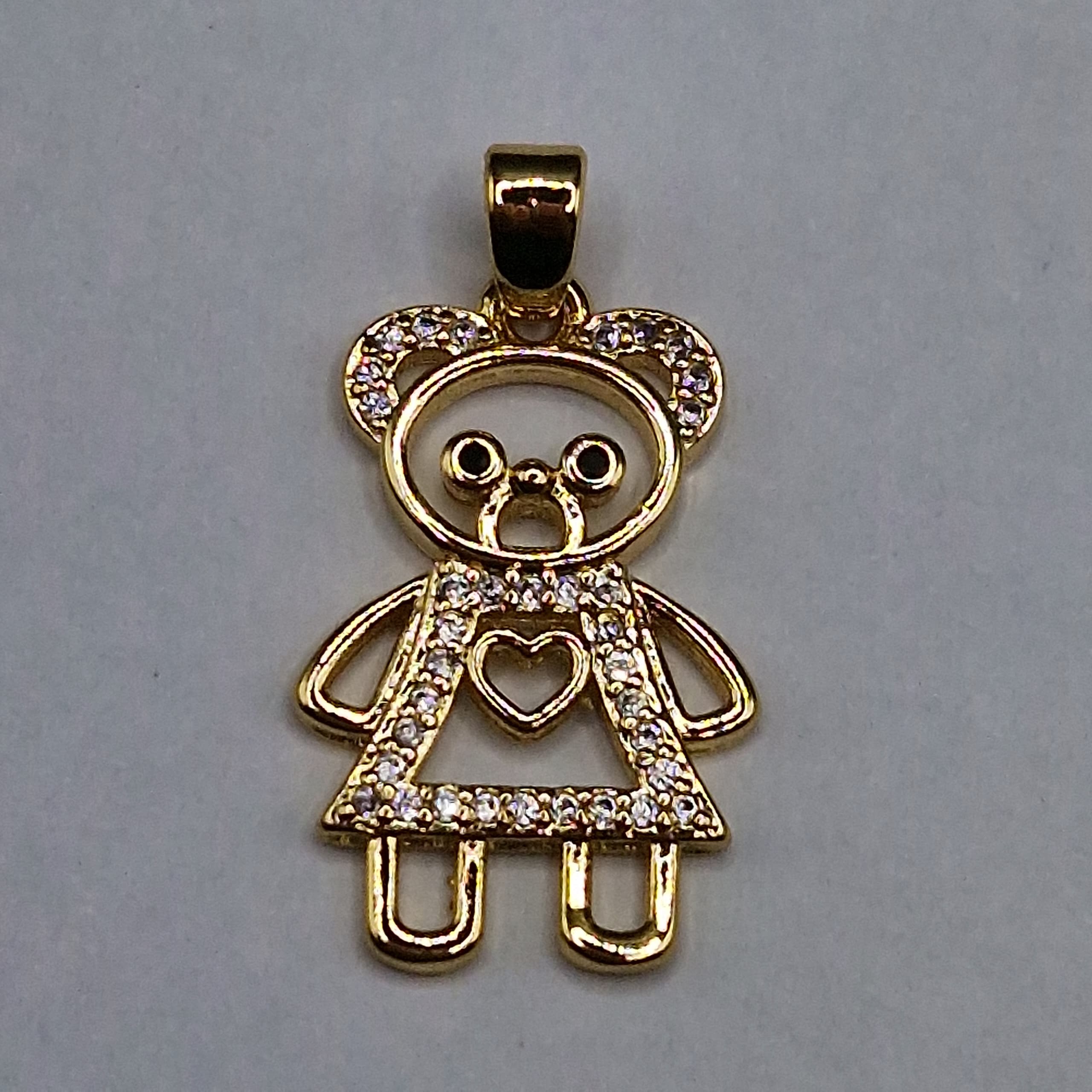 DIJE DE CIRCON OSO CON VESTIDO