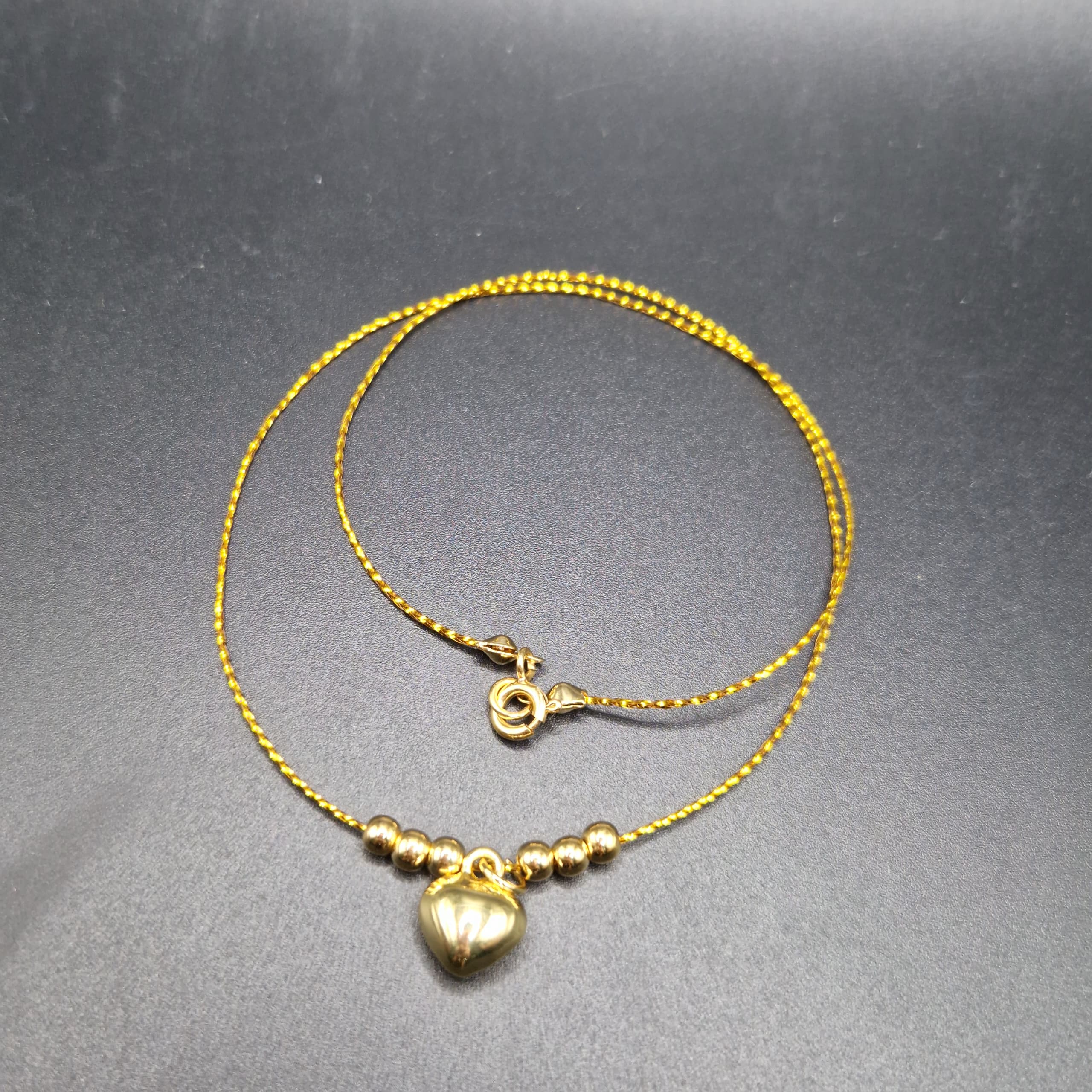 COLLARES DE HILITO DORADO
