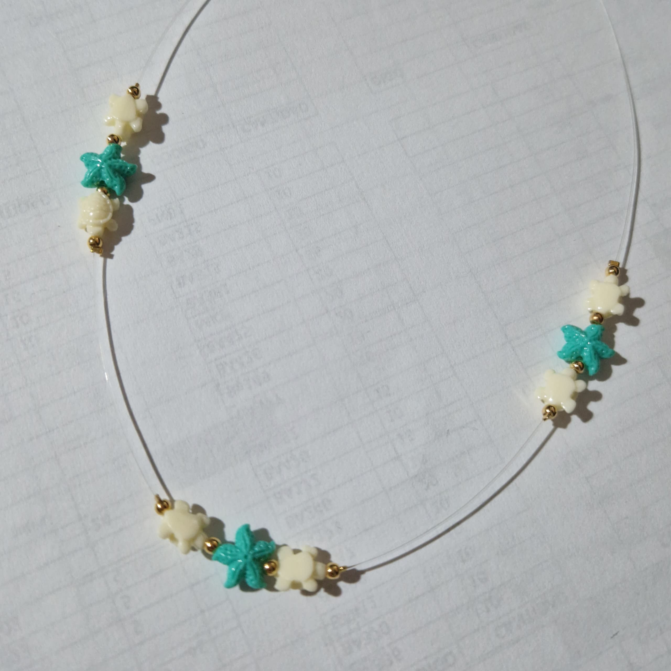 COLLAR FANTASMITAS DE TORTUGAS Y ESTRELLAS