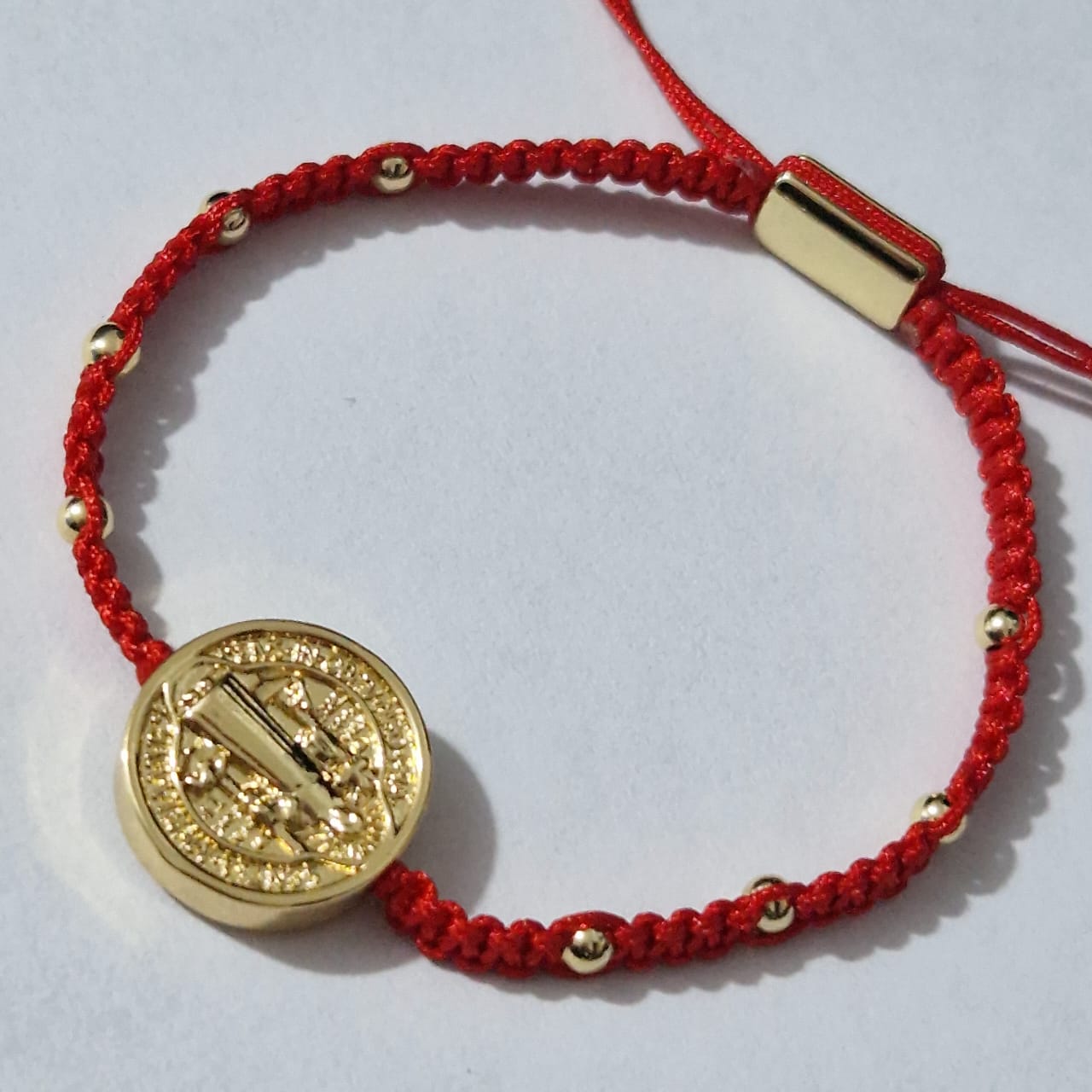 PULSERA DE SAN BENITO ROJA