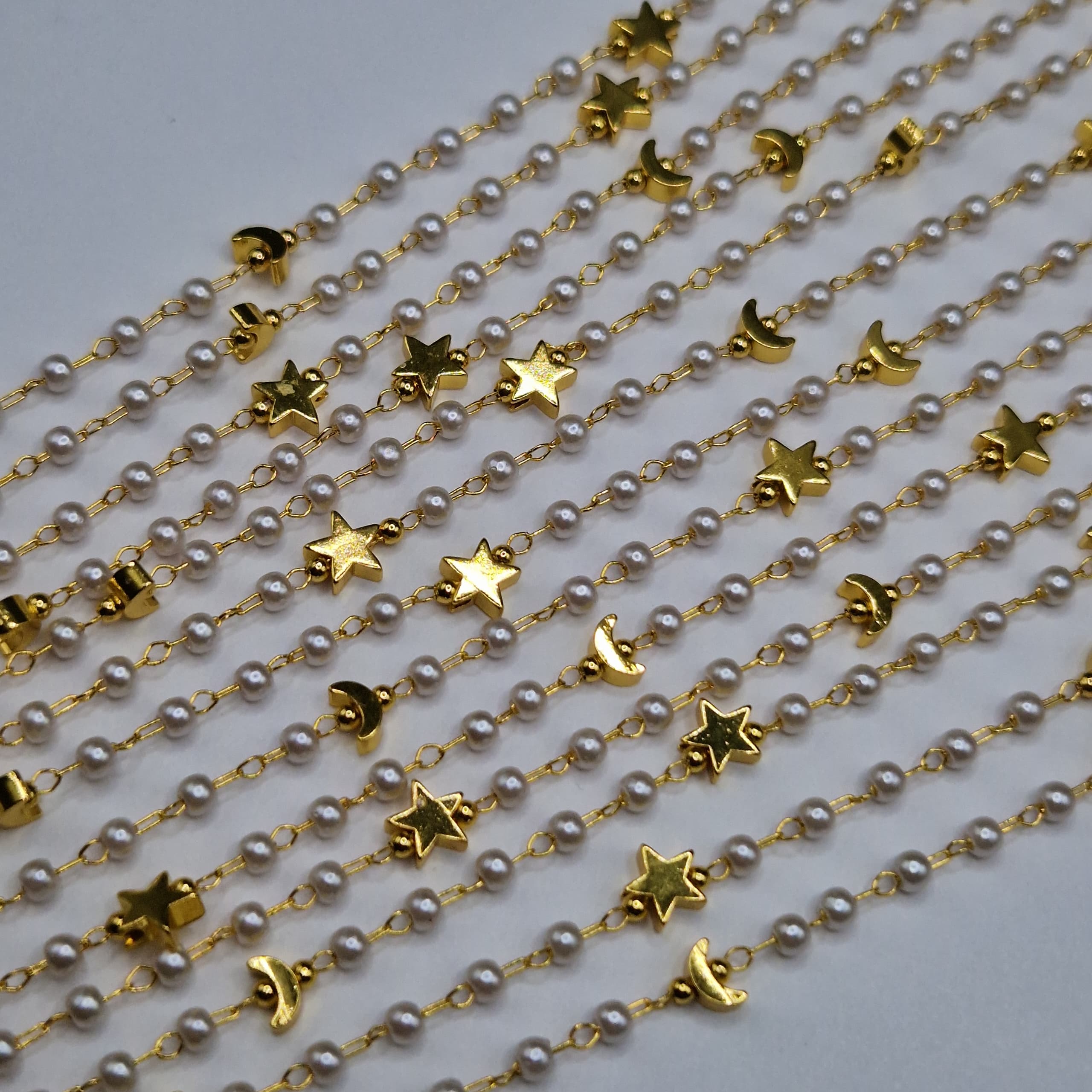 CADENA DE PERLA CORAZON Y LUNA