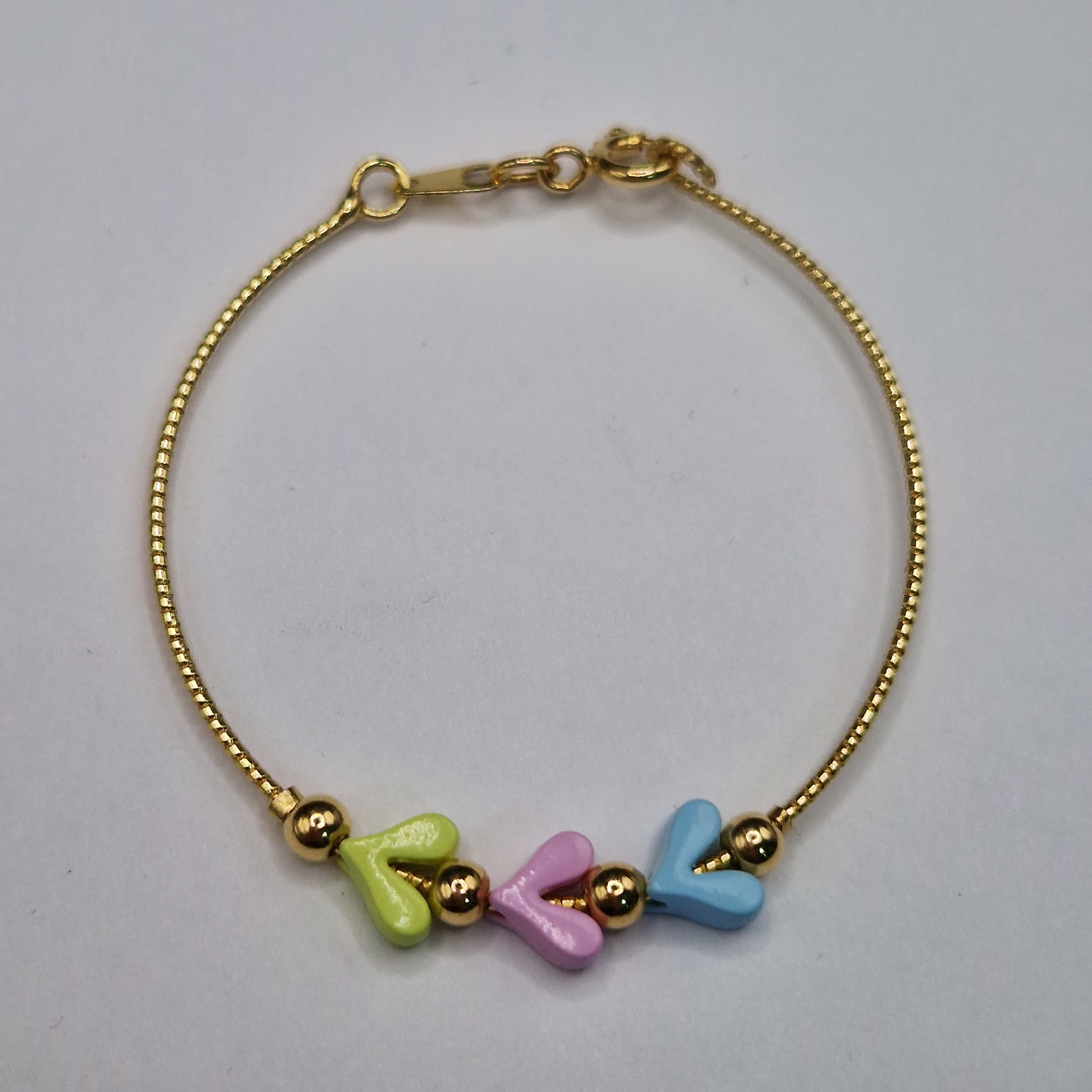 PULSERA DE AGUJA CON CORAZONES