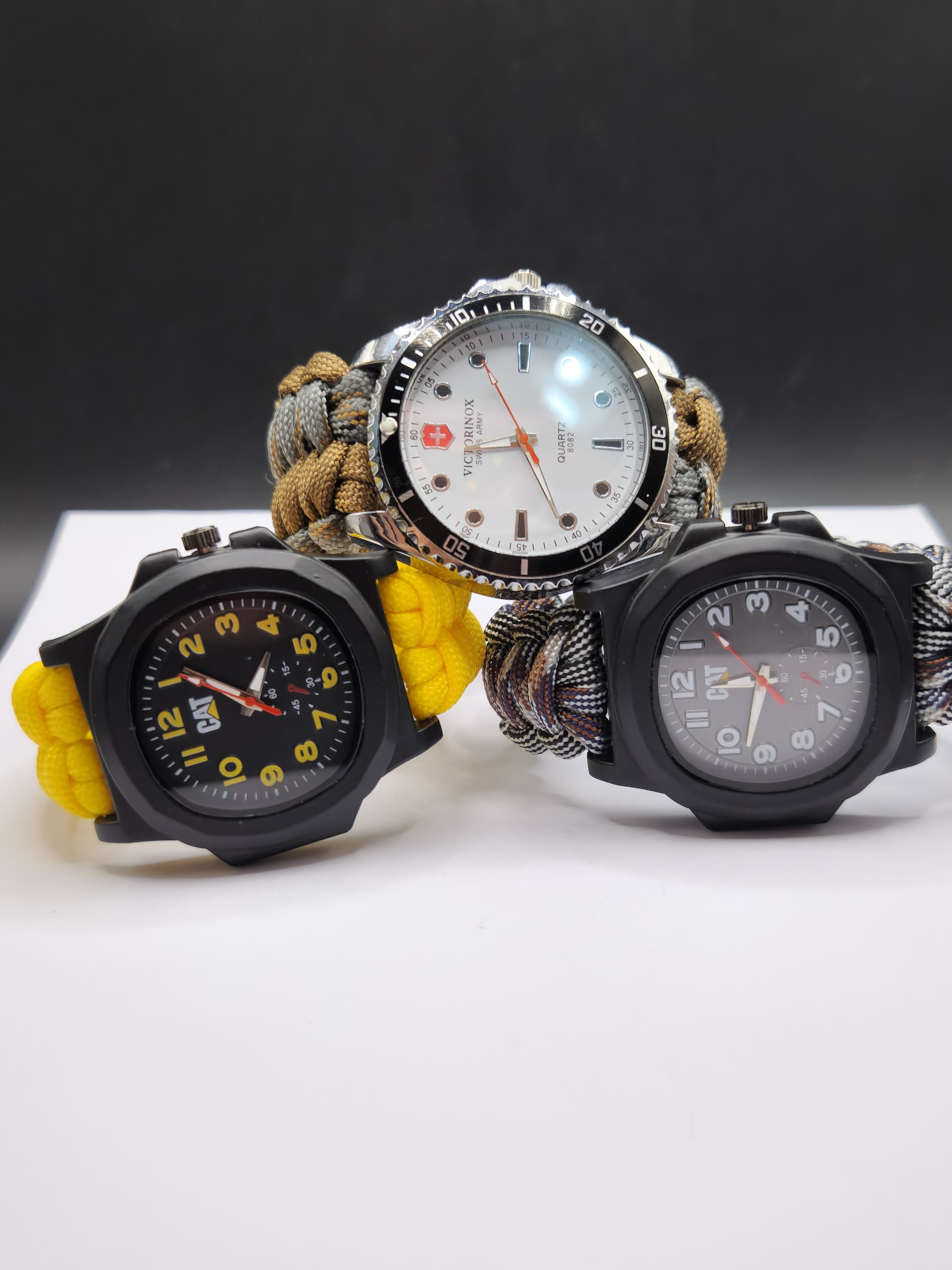 PULSERAS DE PARACORD CON RELOJ