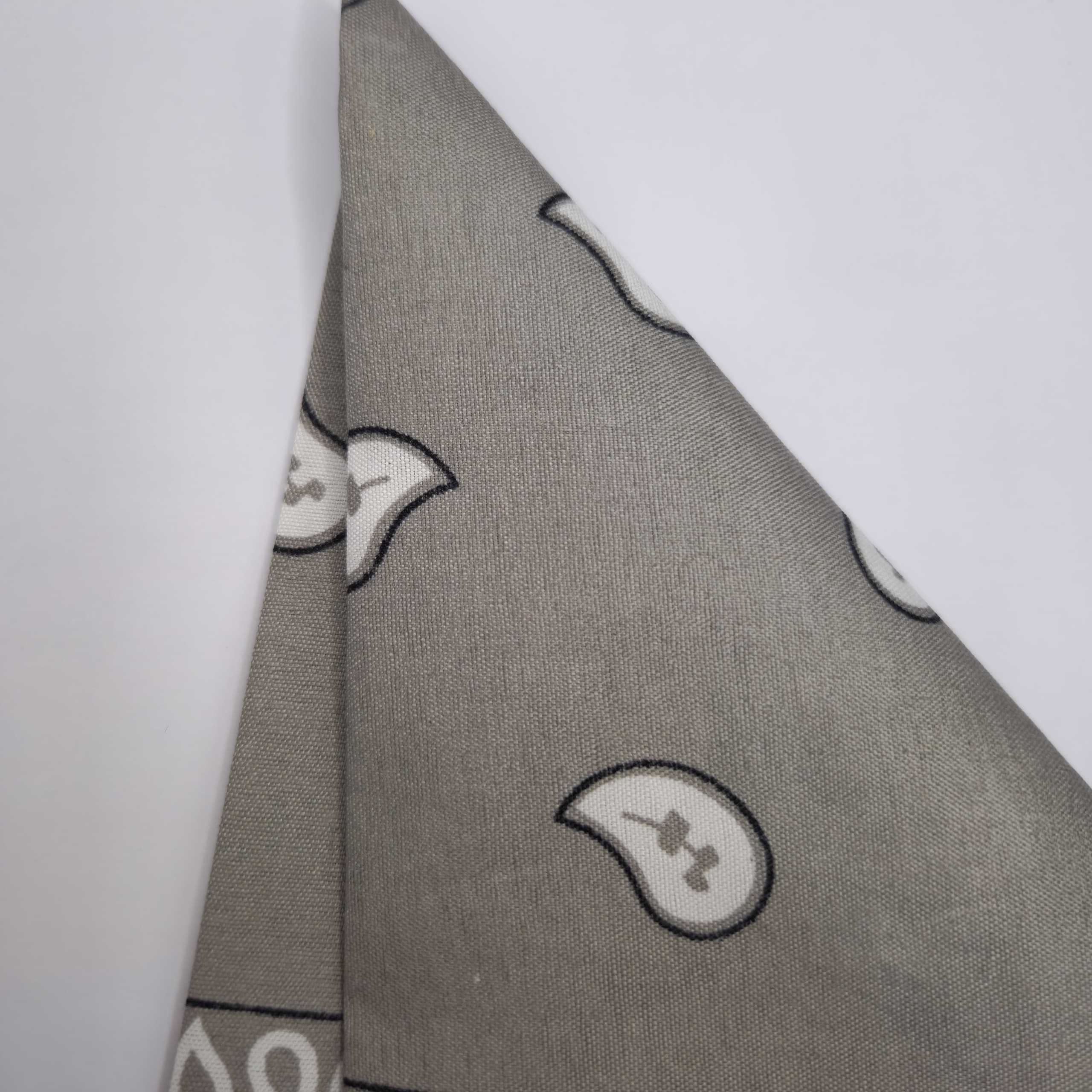 PAÑOLETA GRIS NR8