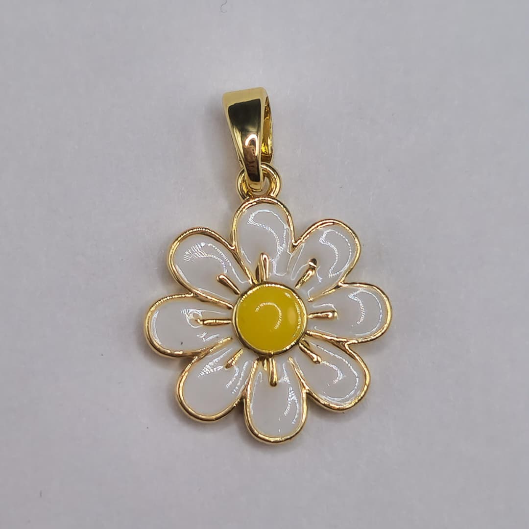 ORO CHINO DIJE GIRASOL BLANCO CON PUNTO AMARILLO