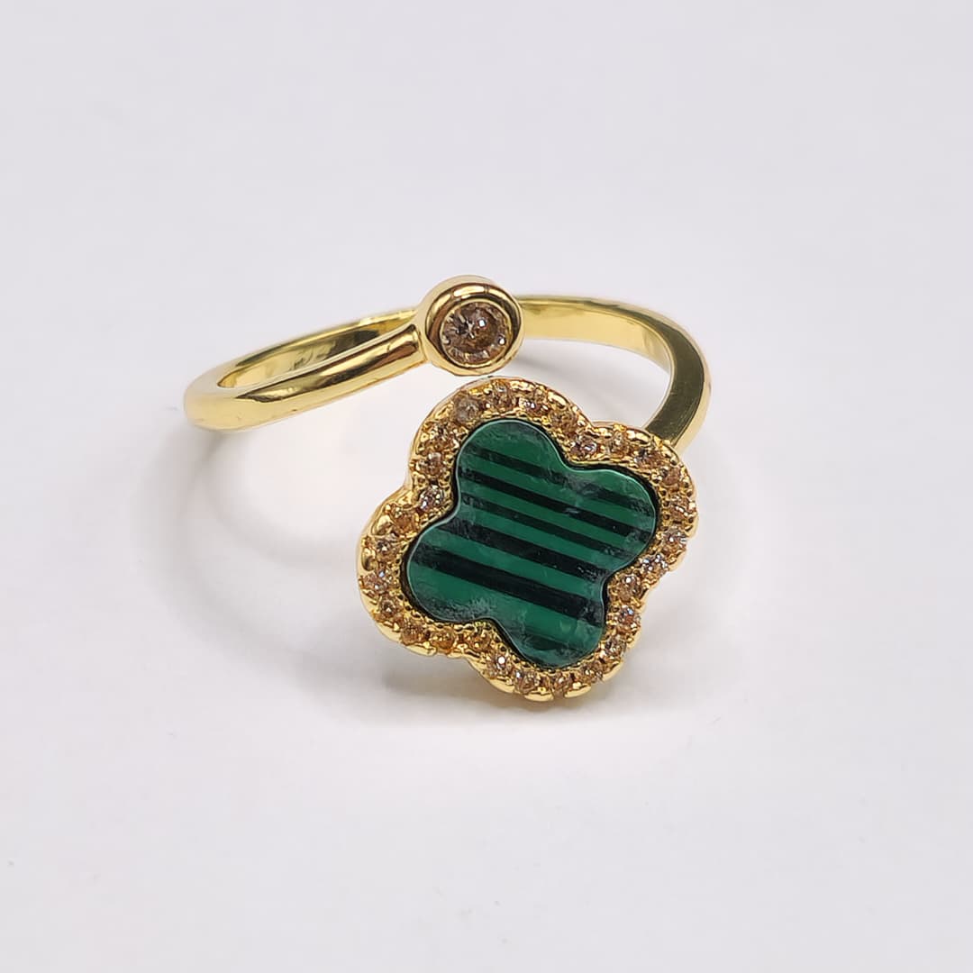 ANILLO DE TREBOL VERDE