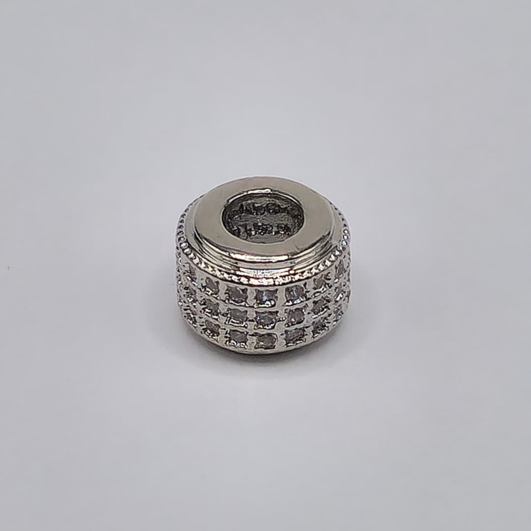 PANDORA PASADOR RONDEL PLATEADO