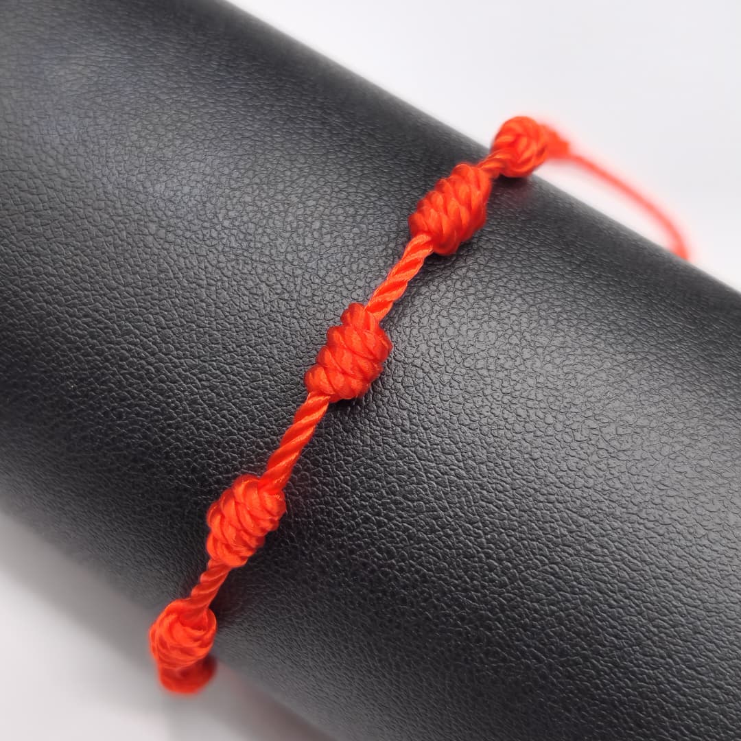 PULSERA 7 NUDOS ROJA