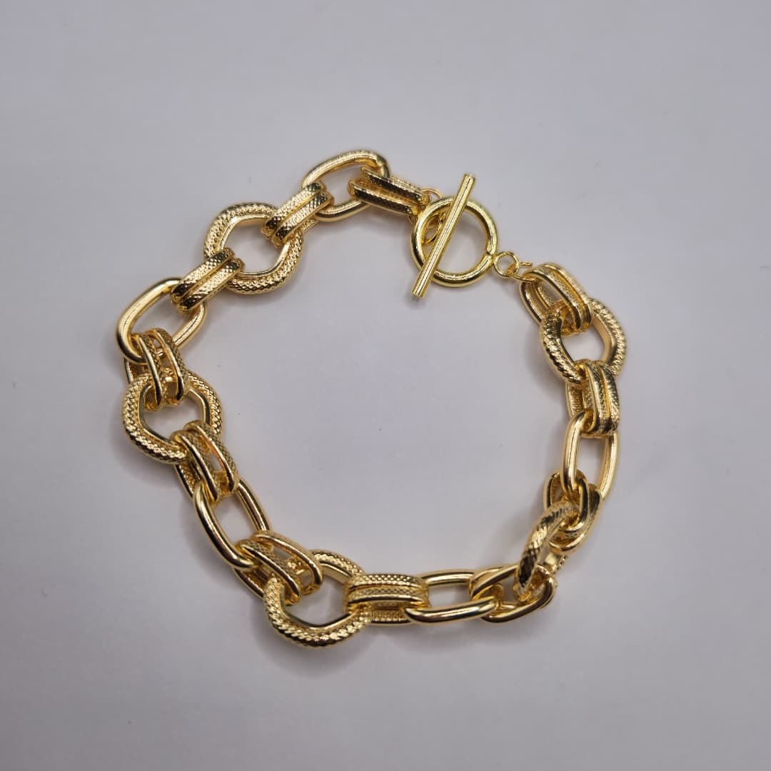 PULSERA DE AROS DORADOS