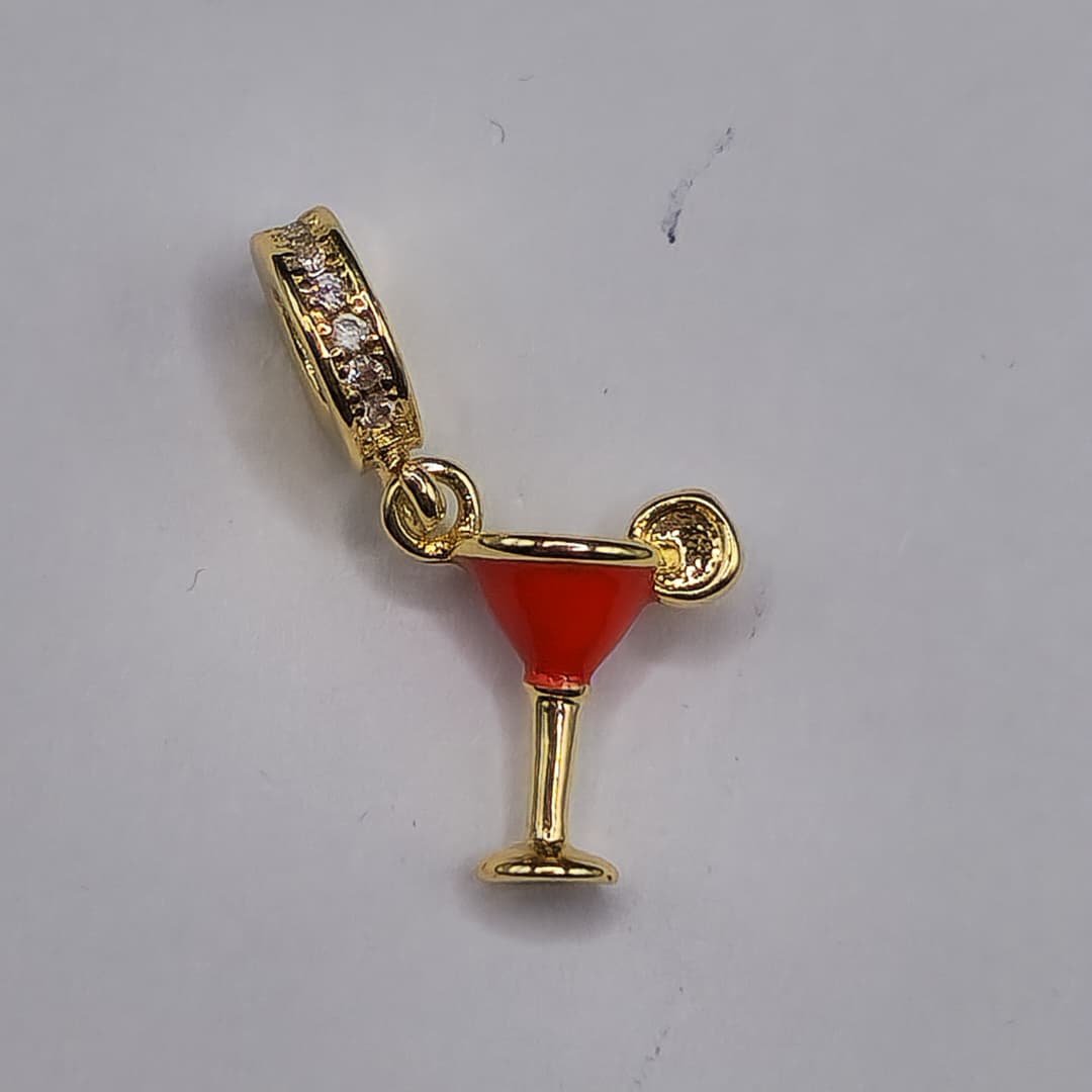 PANDORA DIJE COPA DE  MARTINI ROJA