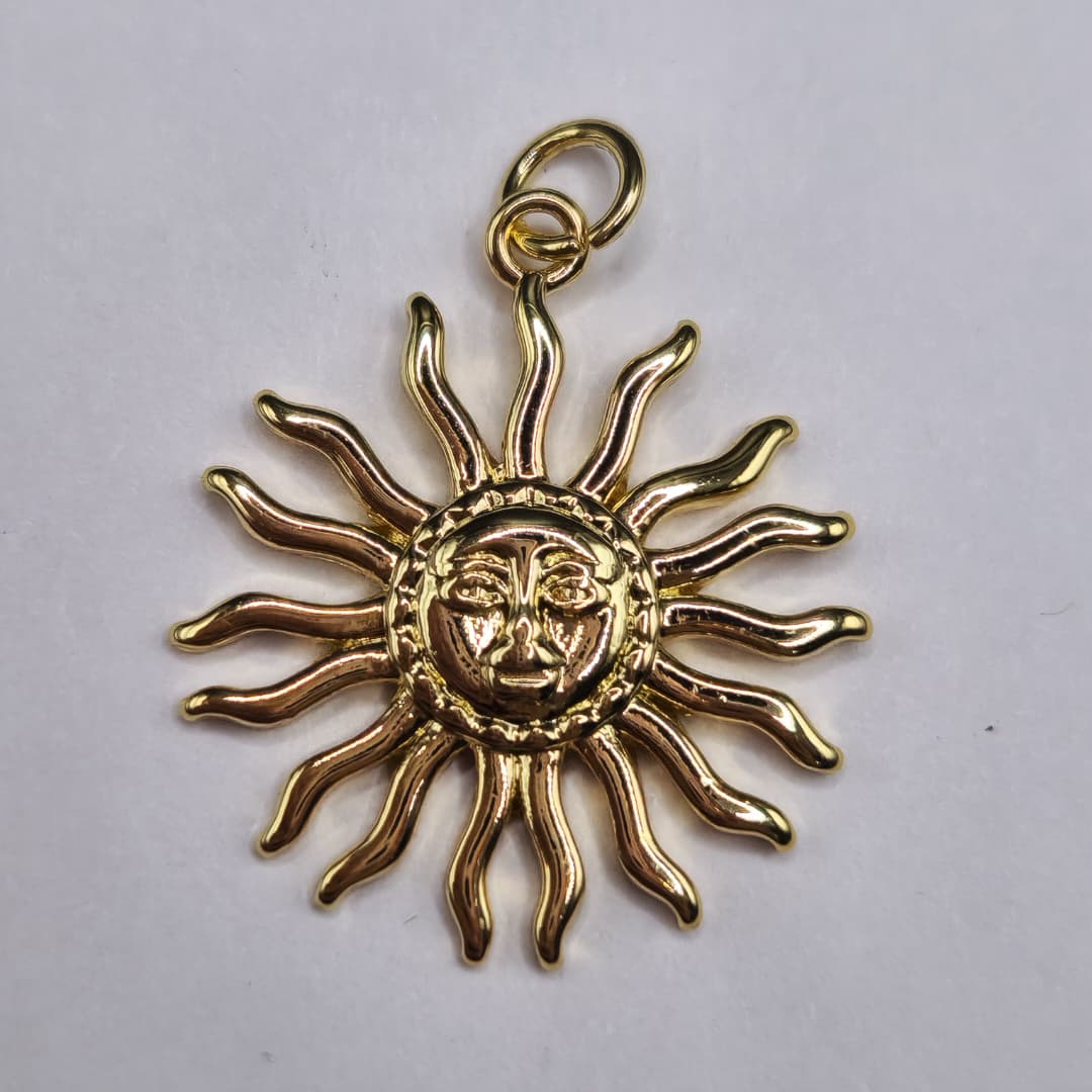 DIJE DE ORO CHINO SOL