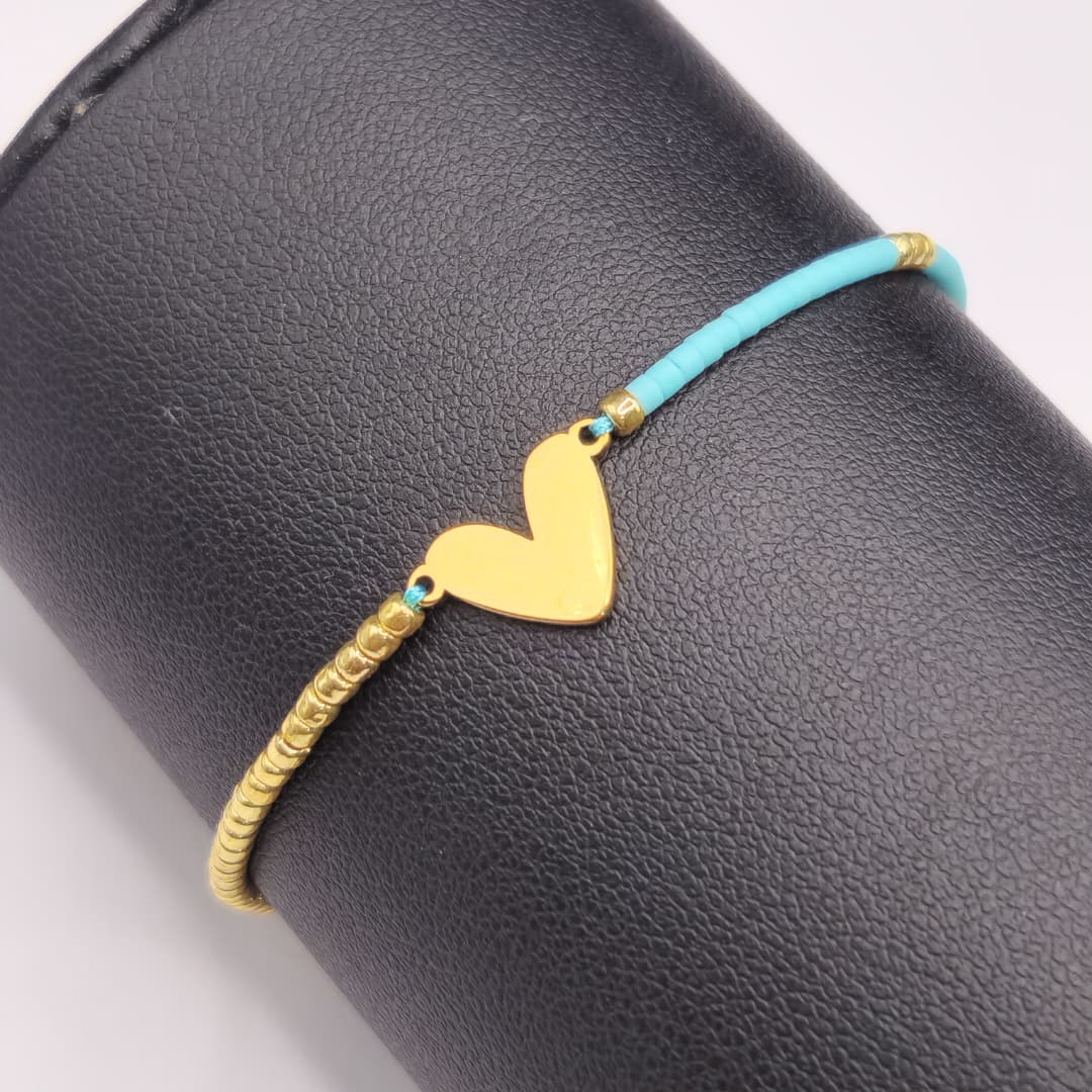 PULSERA DE MIYUKI TURQUESA CON CORAZON CONECTOR