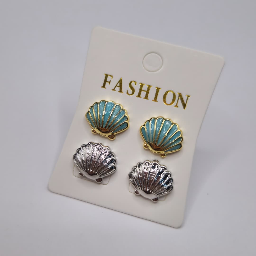 SET DE ZARCILLOS DE OSTRA DORADA CON VERDE Y OSTRA PLATEADA