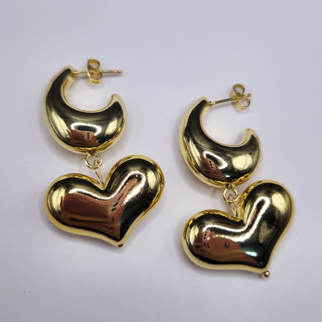 ZARCILLO CANGONGAS CON CORAZON DORADO