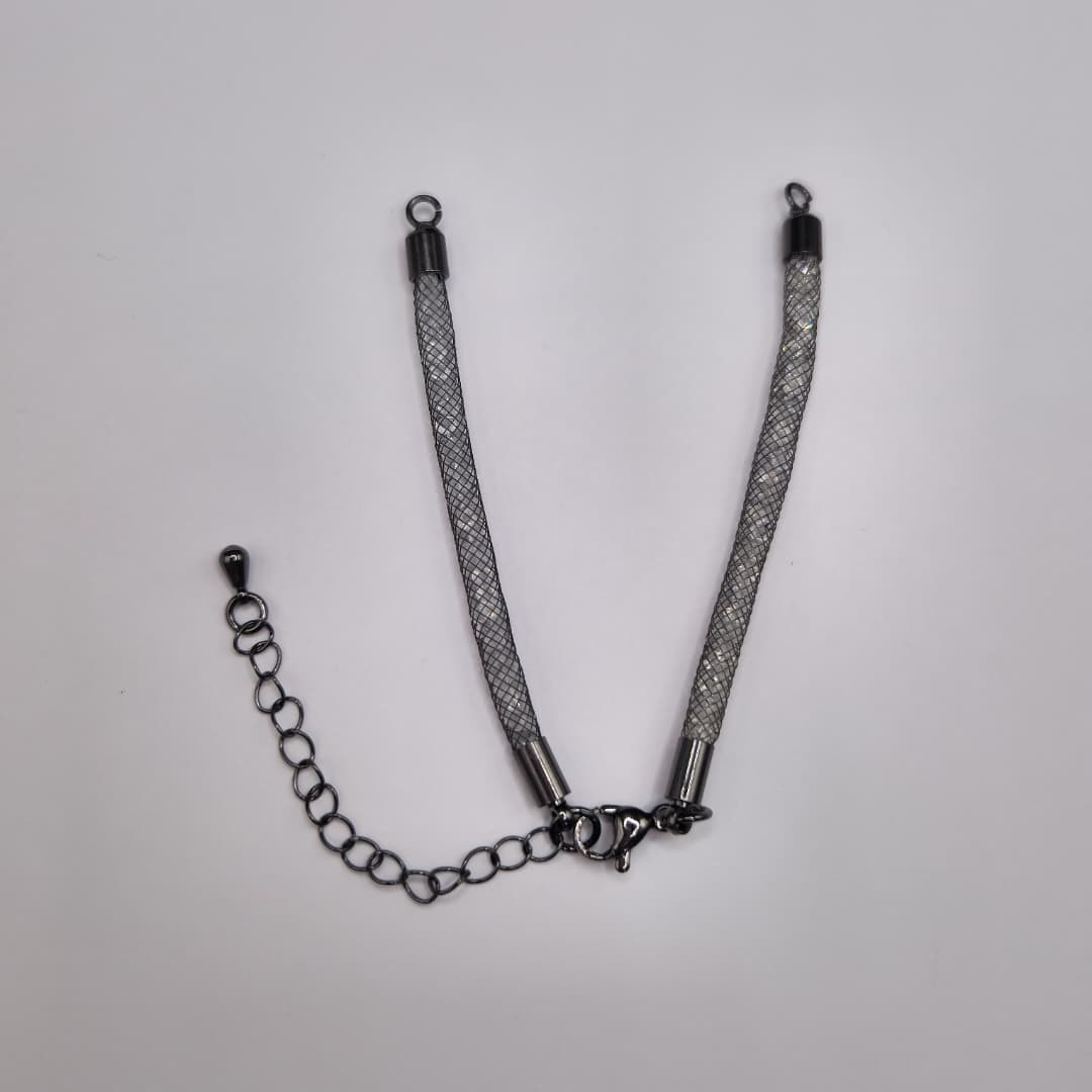 PULSERA EXTENSORA NEGRA CON BROCHE