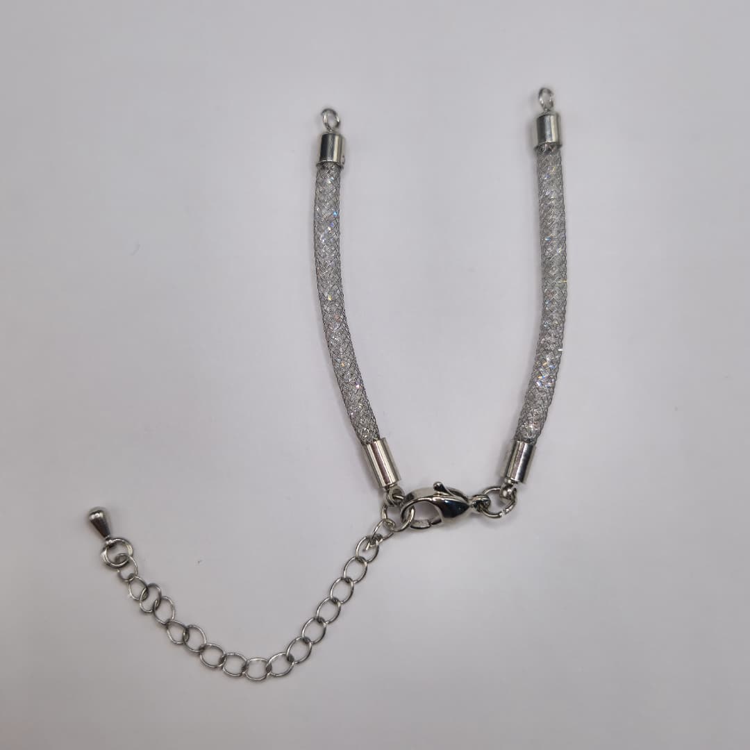 PULSERA EXTENSORA PLATEADA CON BROCHE