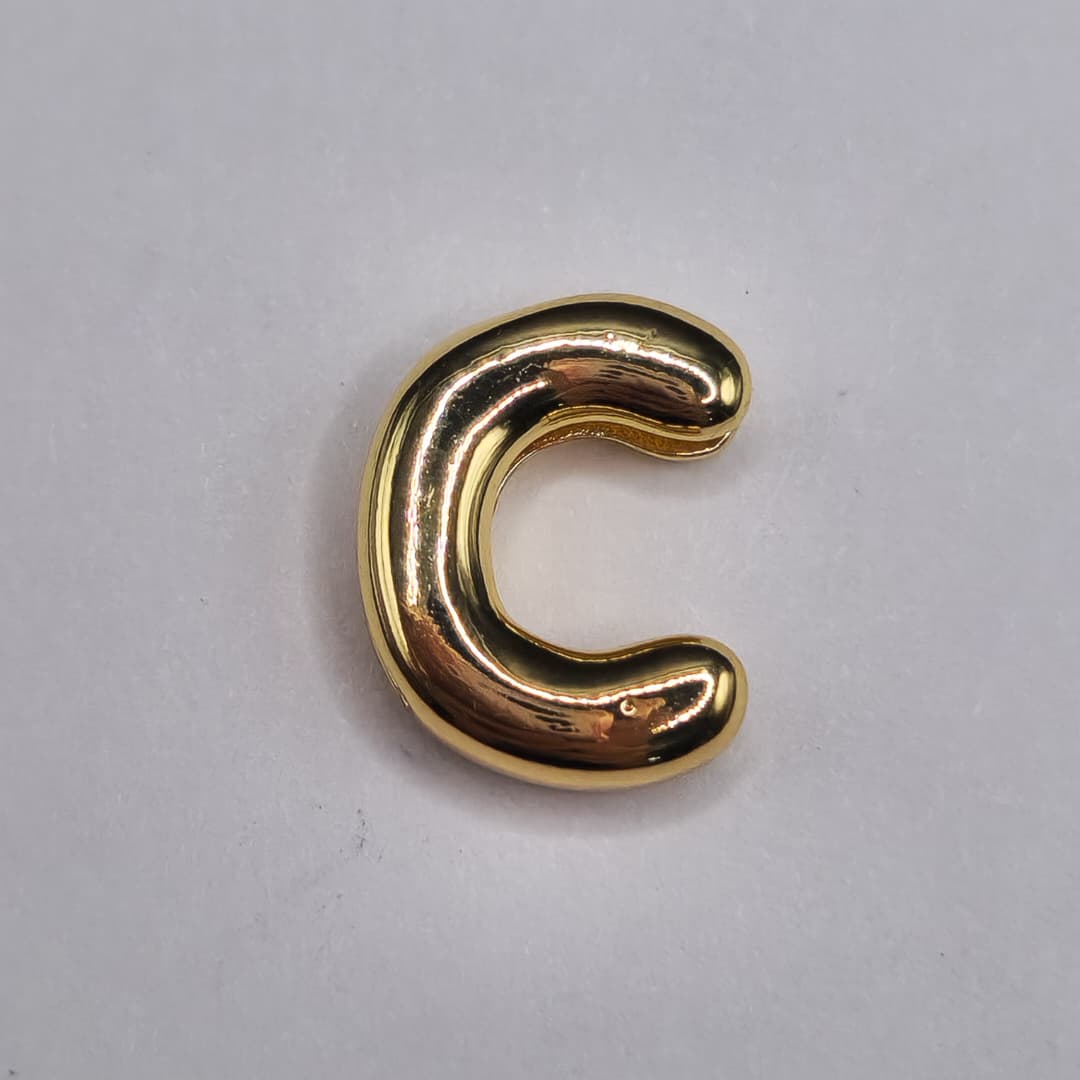 ORO CHINO PASADOR LETRA C 12X16MM