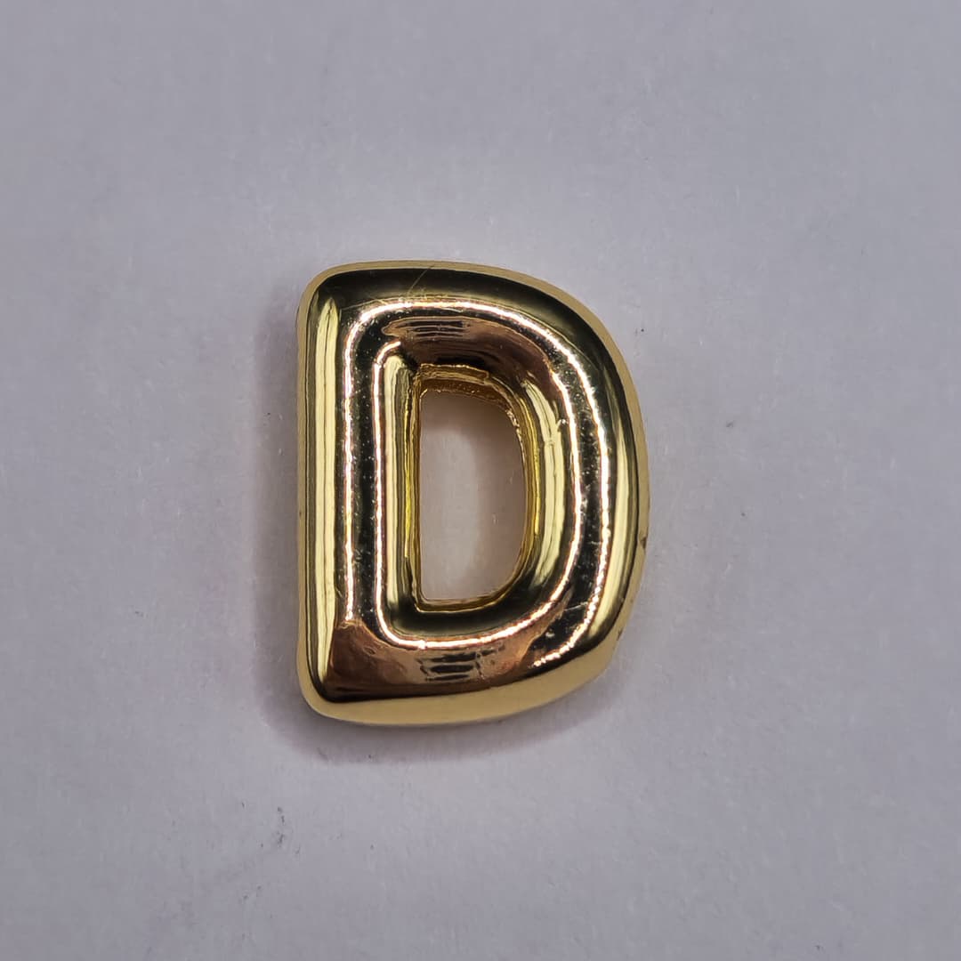 ORO CHINO PASADOR LETRA D 12X16MM