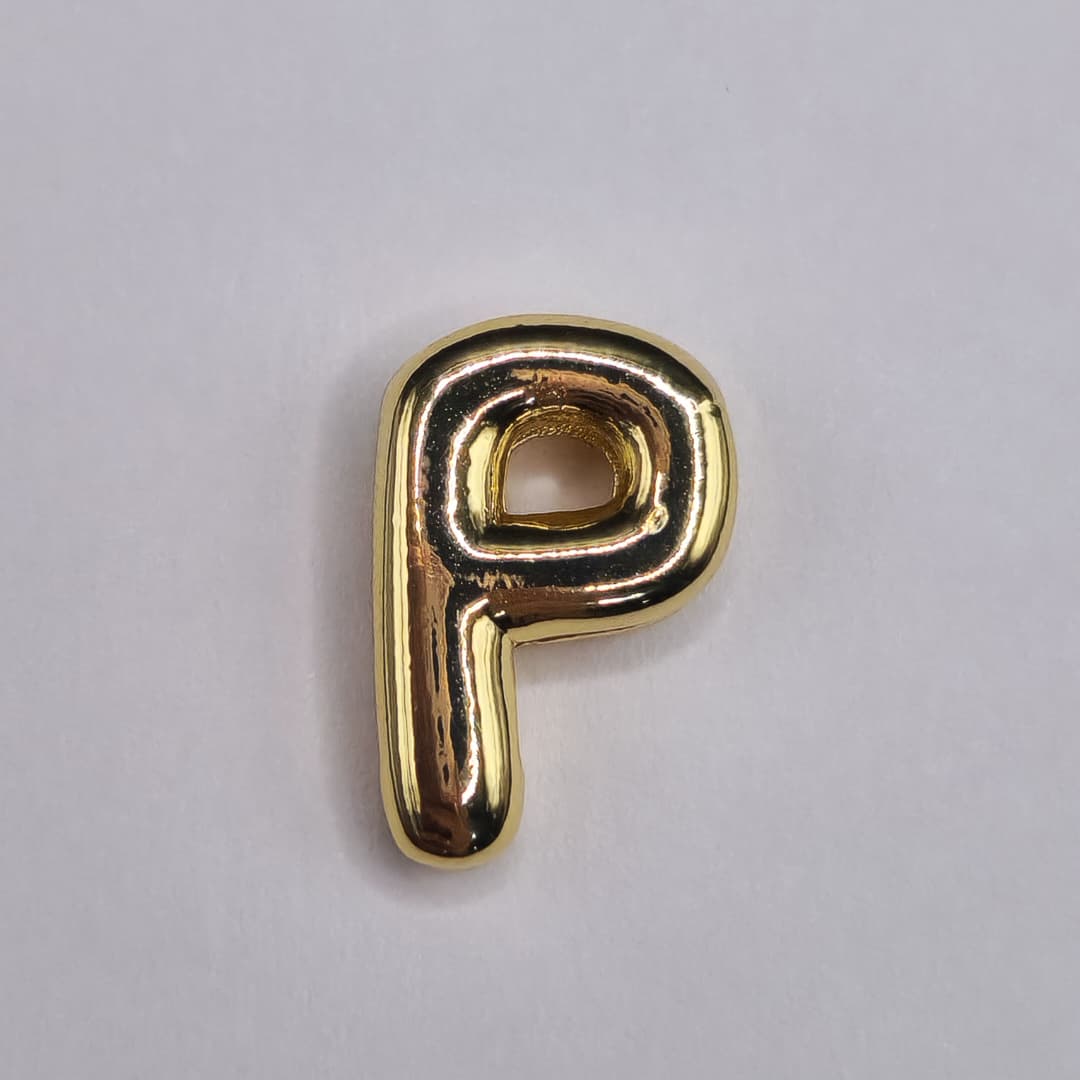 ORO CHINO PASADOR LETRA P 12X16MM