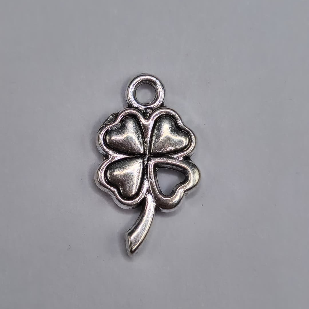 SILVER DIJE DE TRBOL 11X17MM