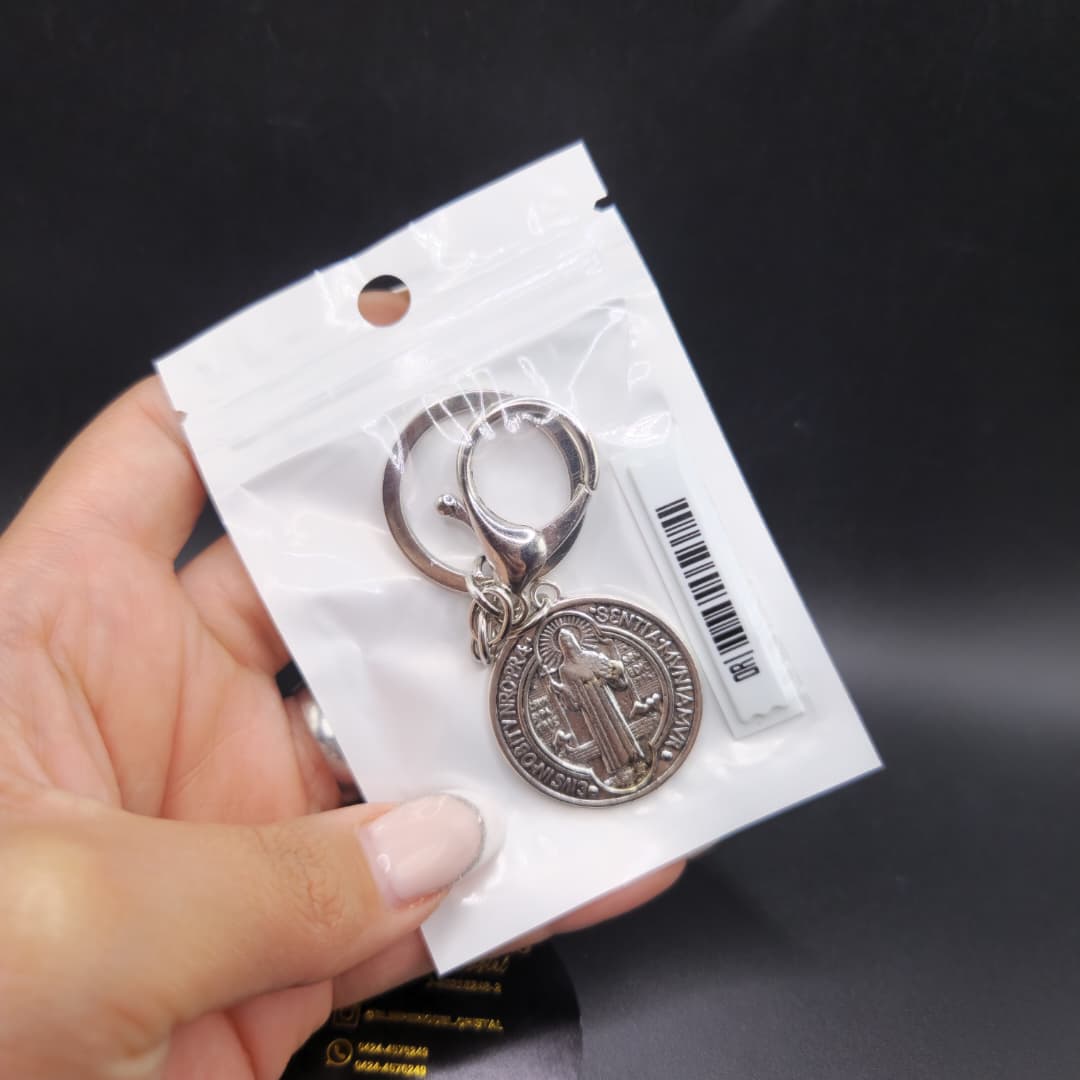LLAVERO DE MEDALLA DE SAN BENITO CIRCULAR