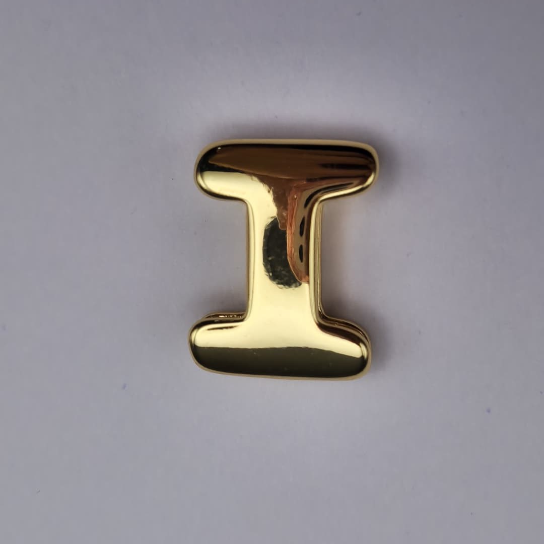 ORO CHINO PASADOR LETRA I