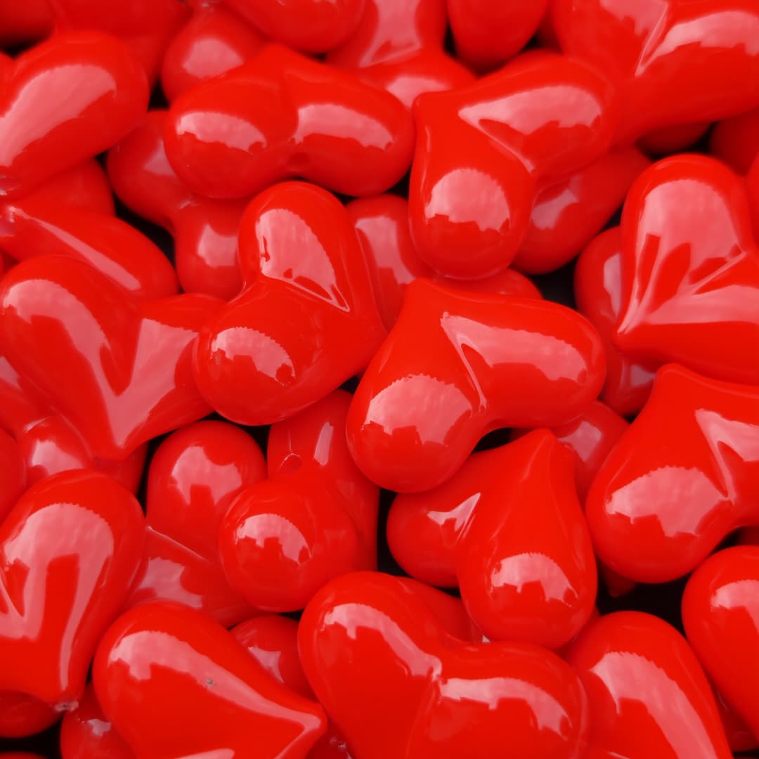 BOLSA ACRILICO 2 UND CORAZON ROJO 30X21MM