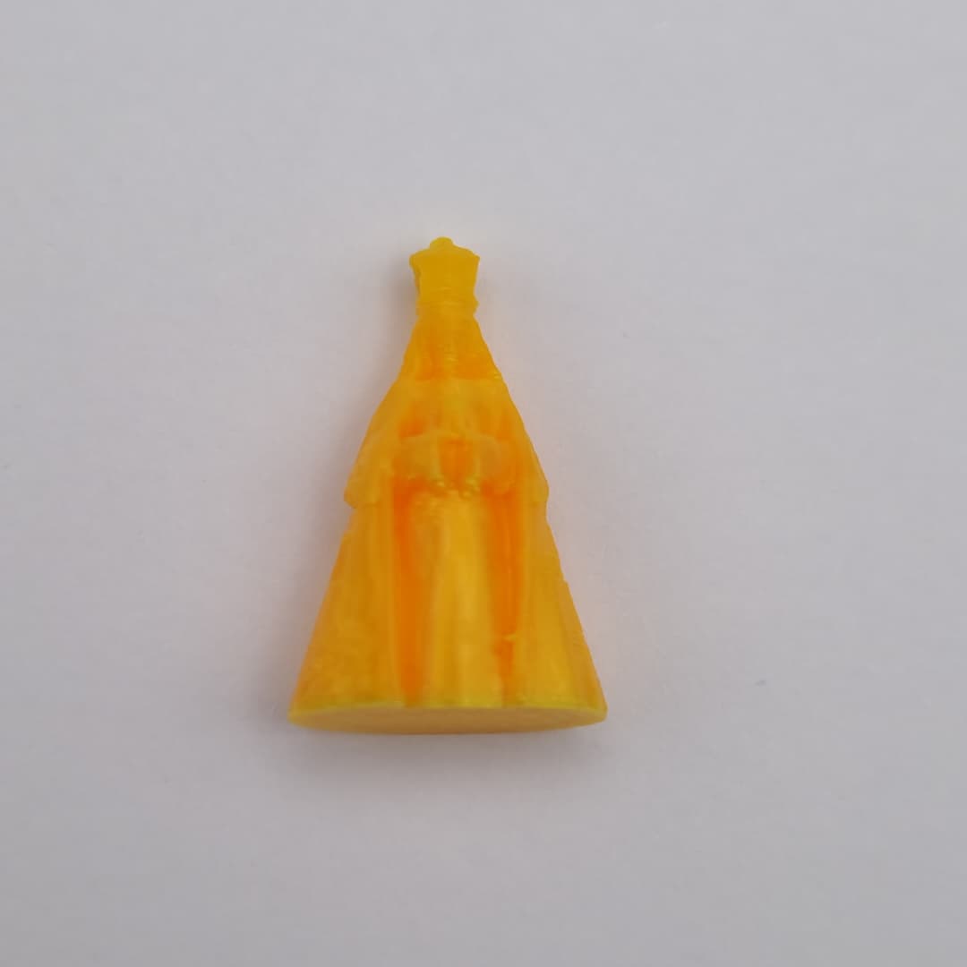 DIJE RESINA VIRGEN DEL VALLE  DORADO