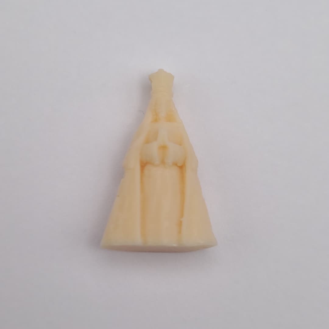DIJE RESINA VIRGEN DEL VALLE  BEIGE