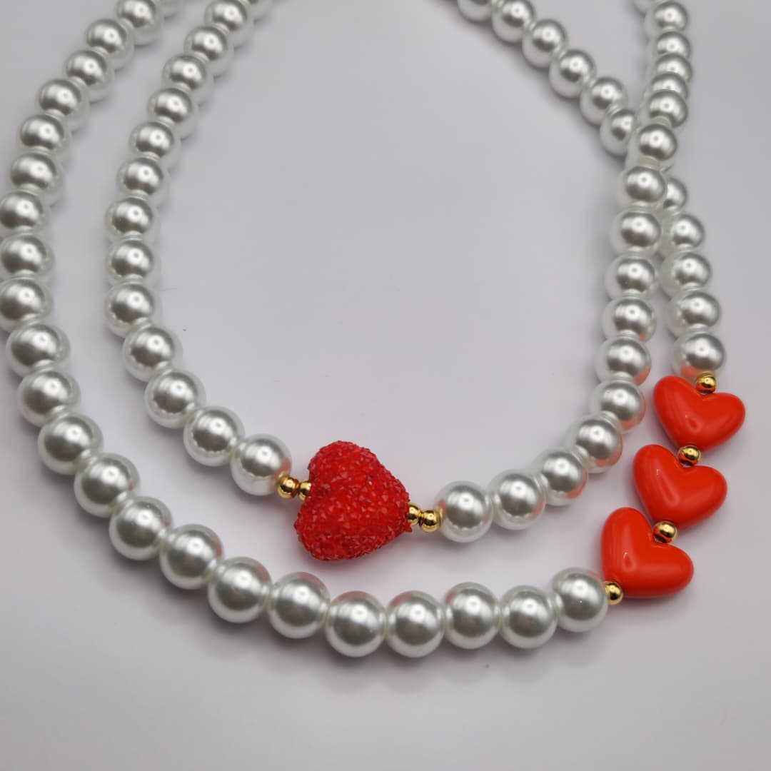 COLLAR CON PERLAS Y CORAZON