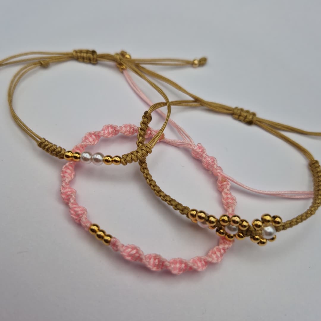 PULSERA DE HILO CHINO CON BALINES