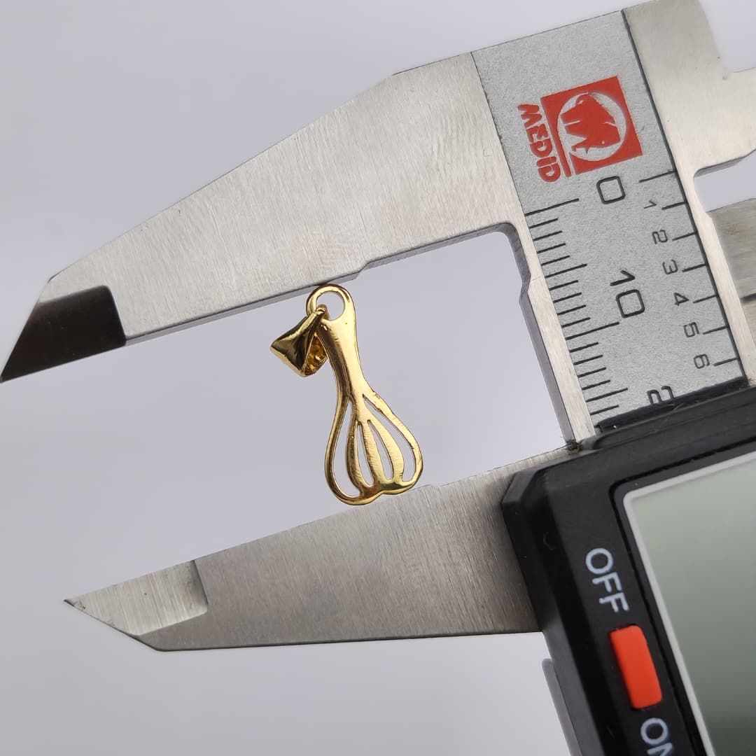 ORO CHINO DIJE BATIDOR PEQUEñO 3